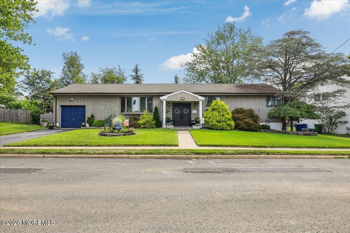 802 Stamford Drive