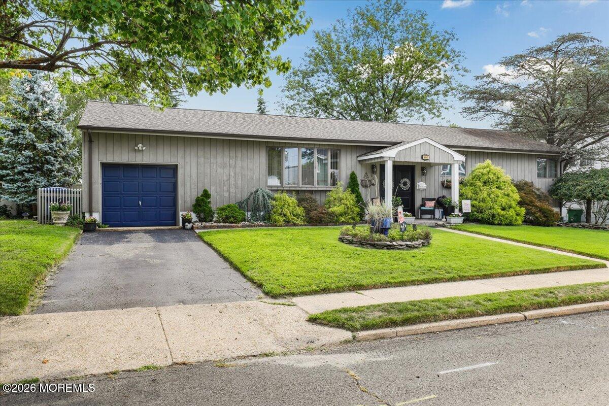 802 Stamford Drive