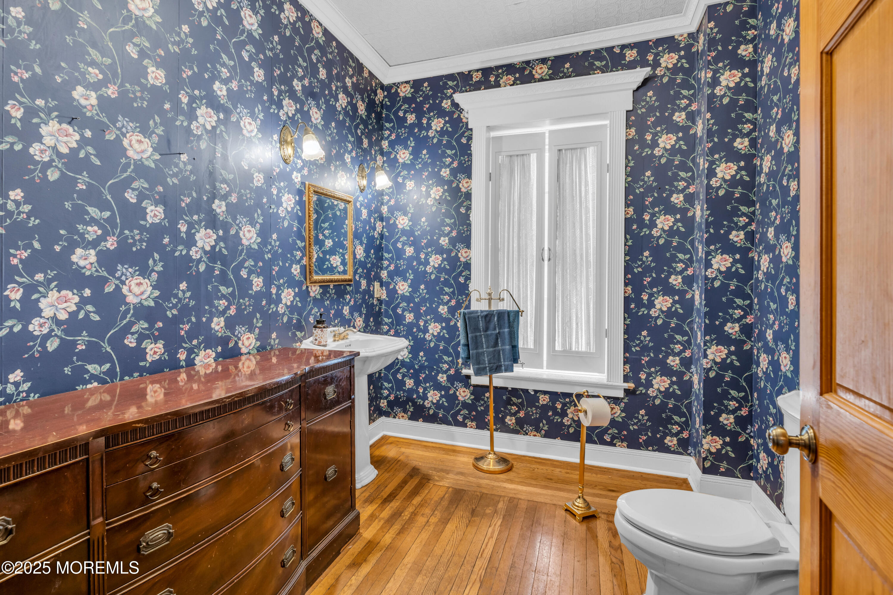 125 W Main Street, Freehold, New Jersey image 22
