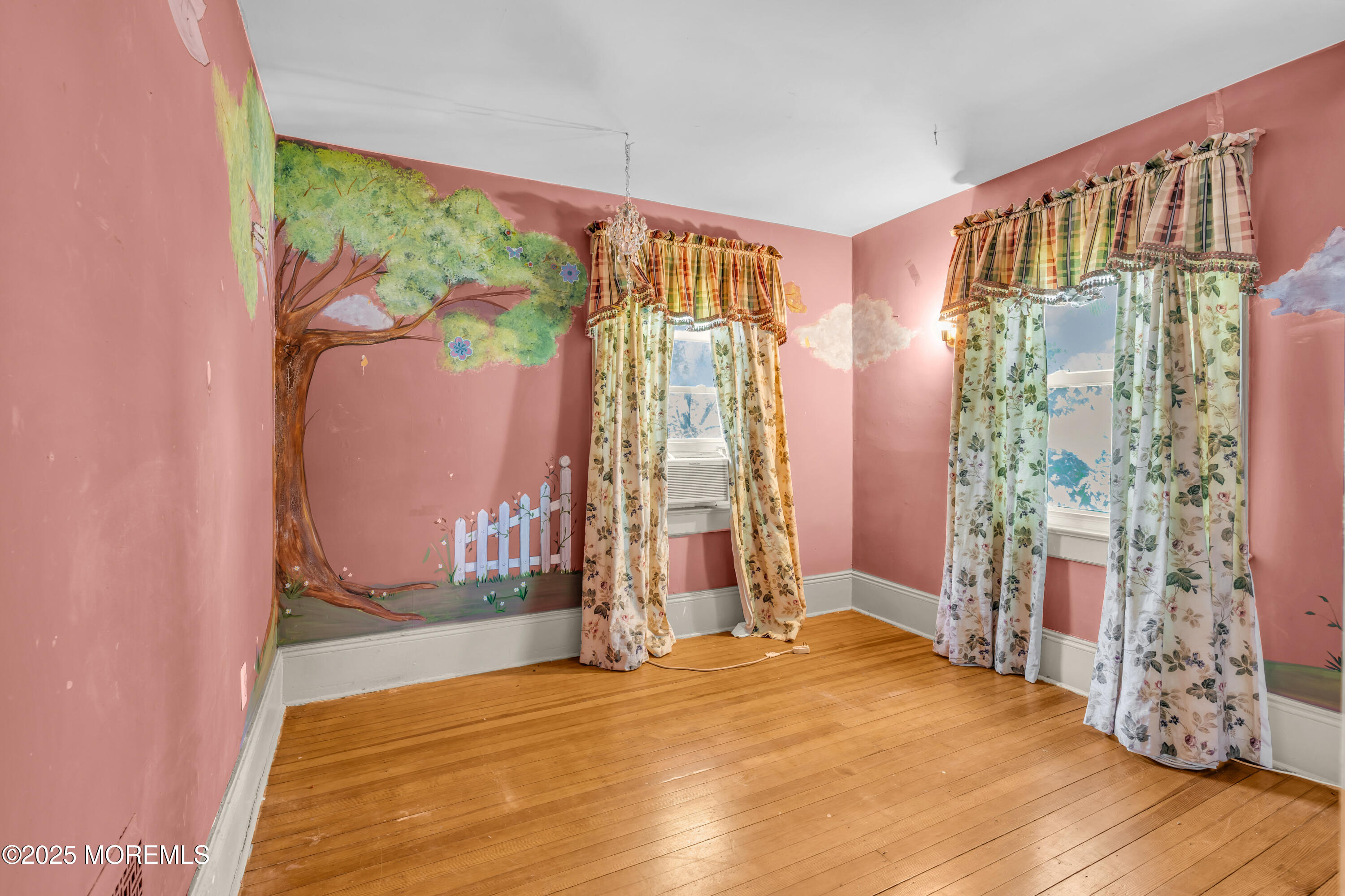 125 W Main Street, Freehold, New Jersey image 31