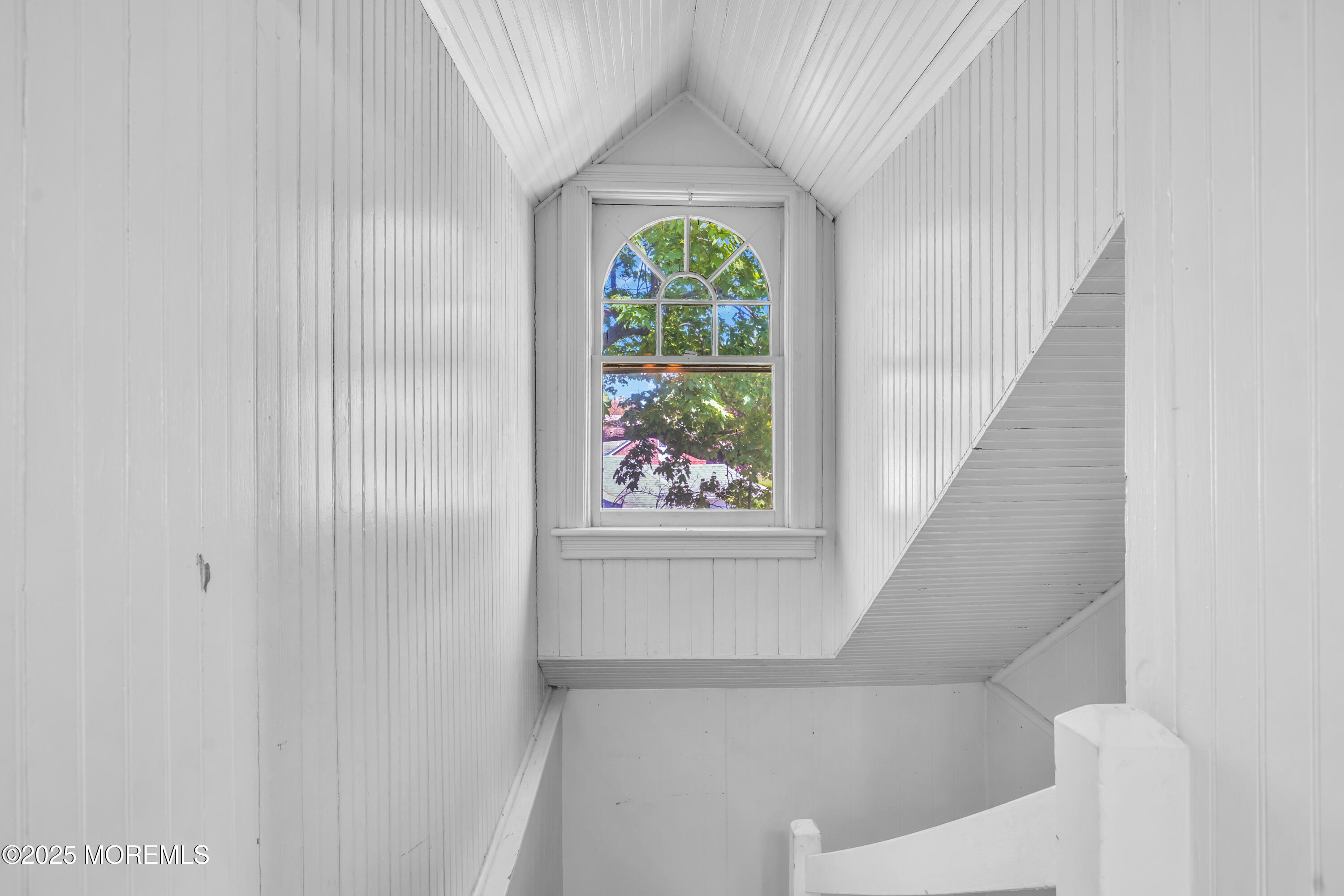 125 W Main Street, Freehold, New Jersey image 33