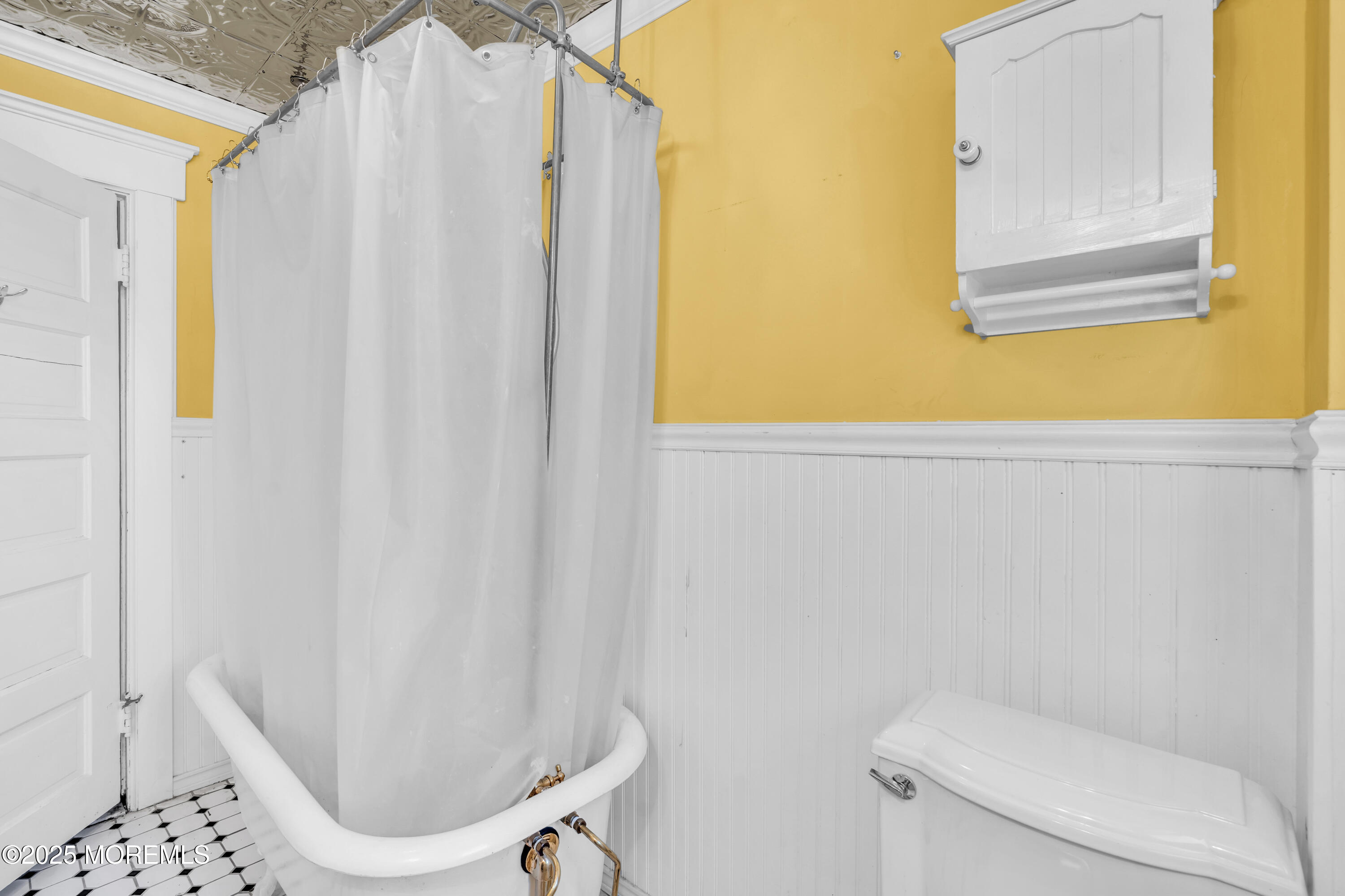125 W Main Street, Freehold, New Jersey image 30