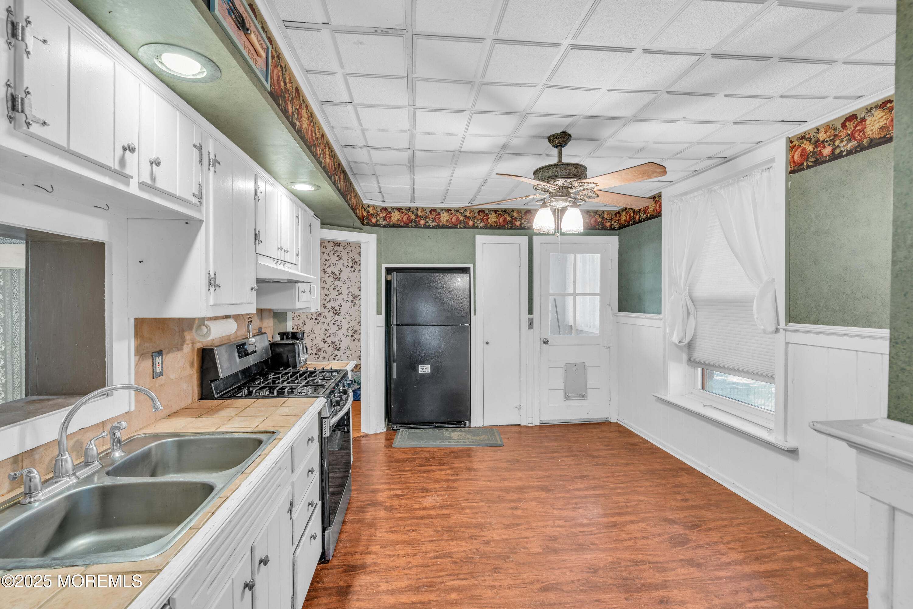 125 W Main Street, Freehold, New Jersey image 15