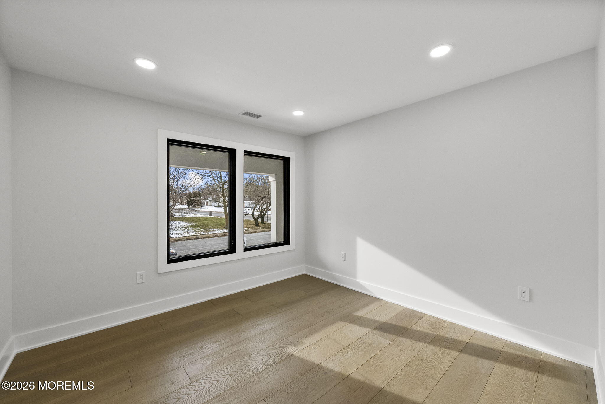 Marlboro, New Jersey, 07746, United States, 5 Bedrooms Bedrooms, ,3 BathroomsBathrooms,Residential,Active,2041559