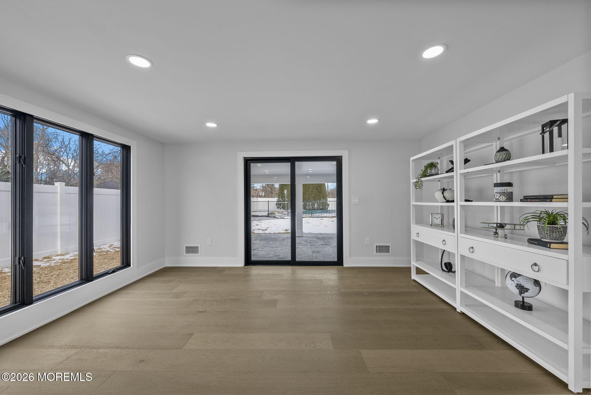 Marlboro, New Jersey, 07746, United States, 5 Bedrooms Bedrooms, ,3 BathroomsBathrooms,Residential,Active,2041559