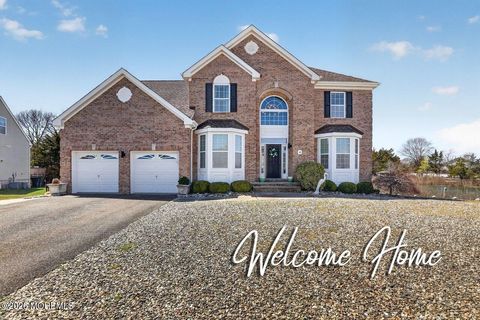 Photo of 40 Overlook Drive, Little Egg Harbor, NJ 08087 (MLS # 22611229)