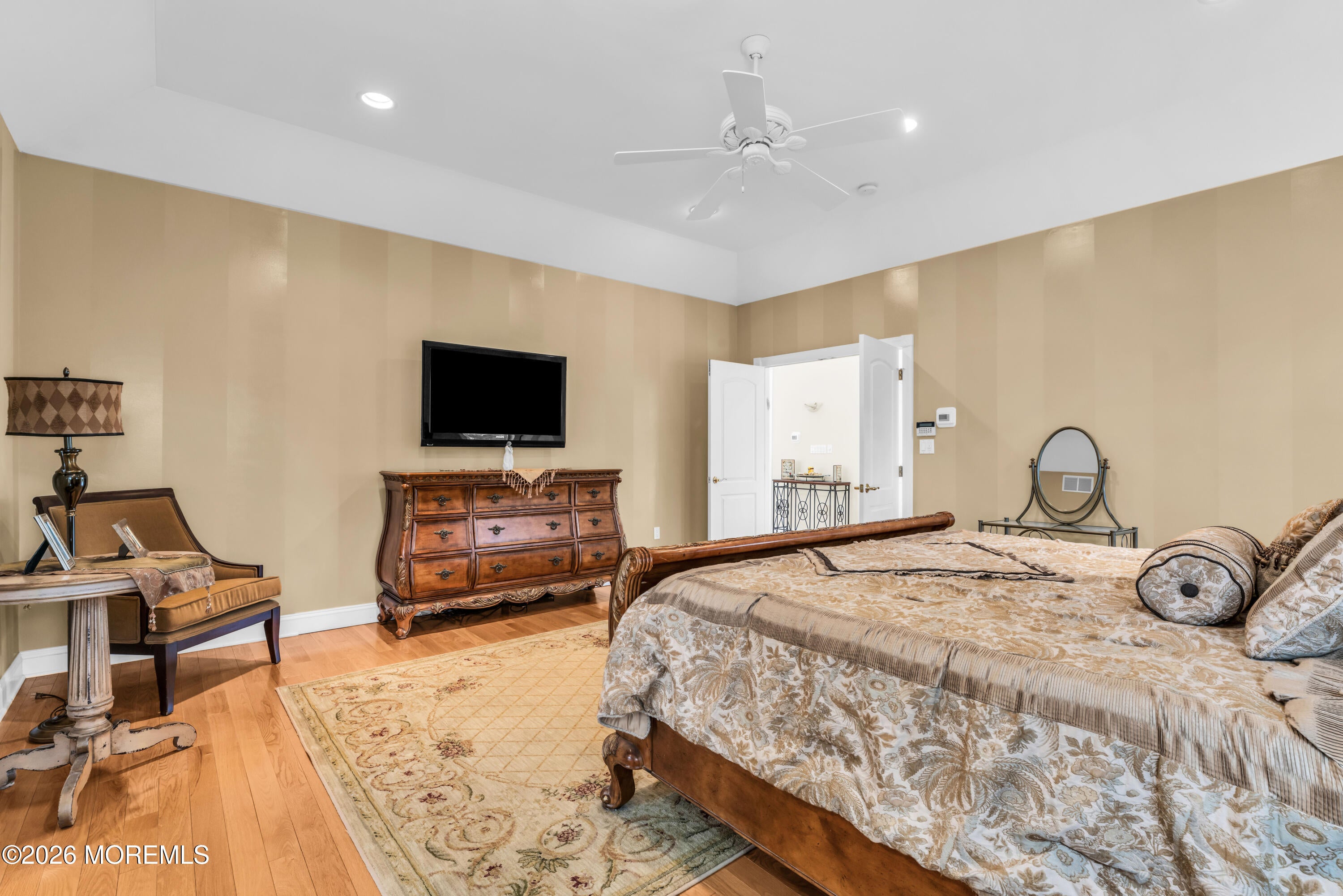 Manalapan, New Jersey, 07726, United States, 5 Bedrooms Bedrooms, ,5 BathroomsBathrooms,Residential,Active,2030061
