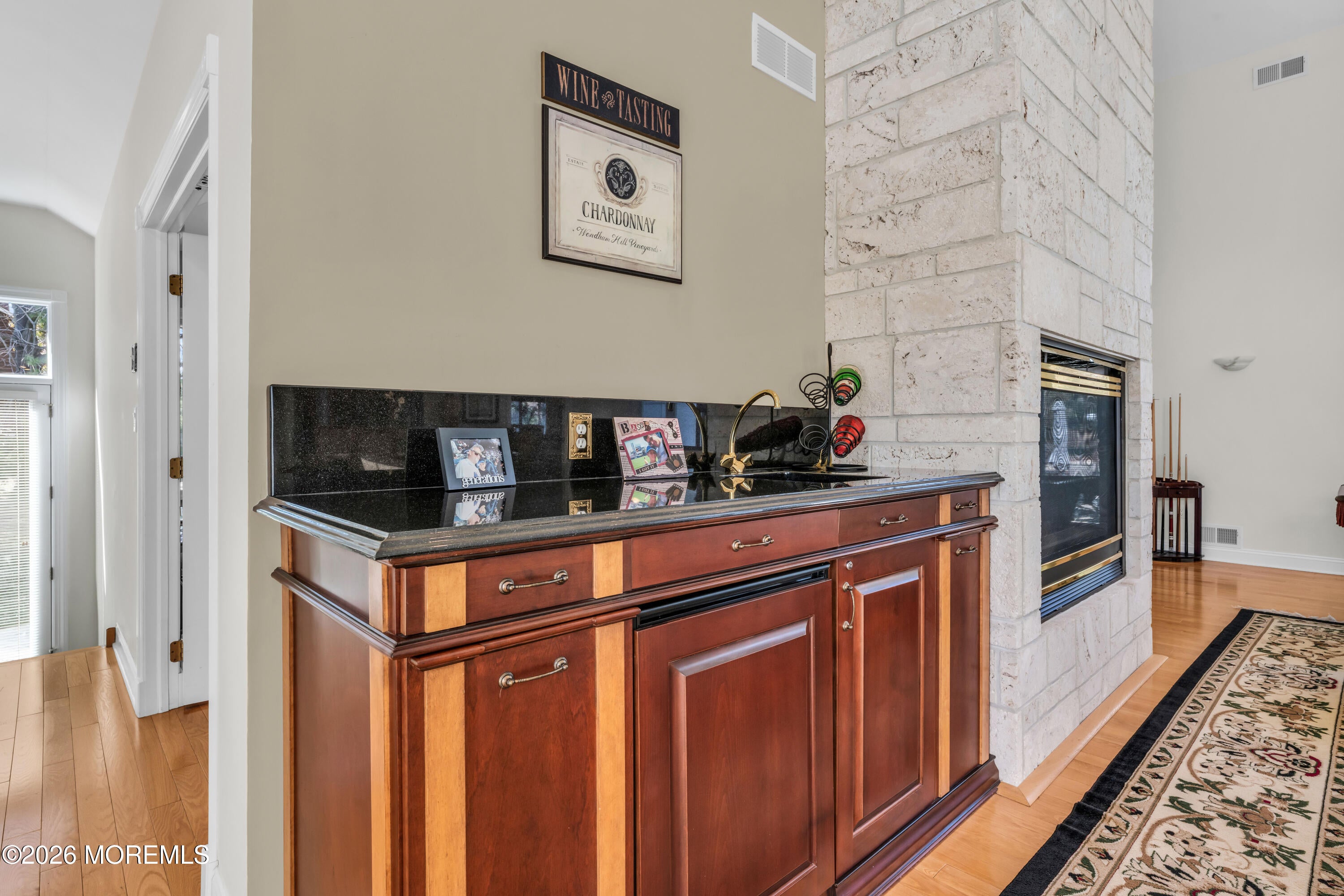 Manalapan, New Jersey, 07726, United States, 5 Bedrooms Bedrooms, ,5 BathroomsBathrooms,Residential,Active,2030061
