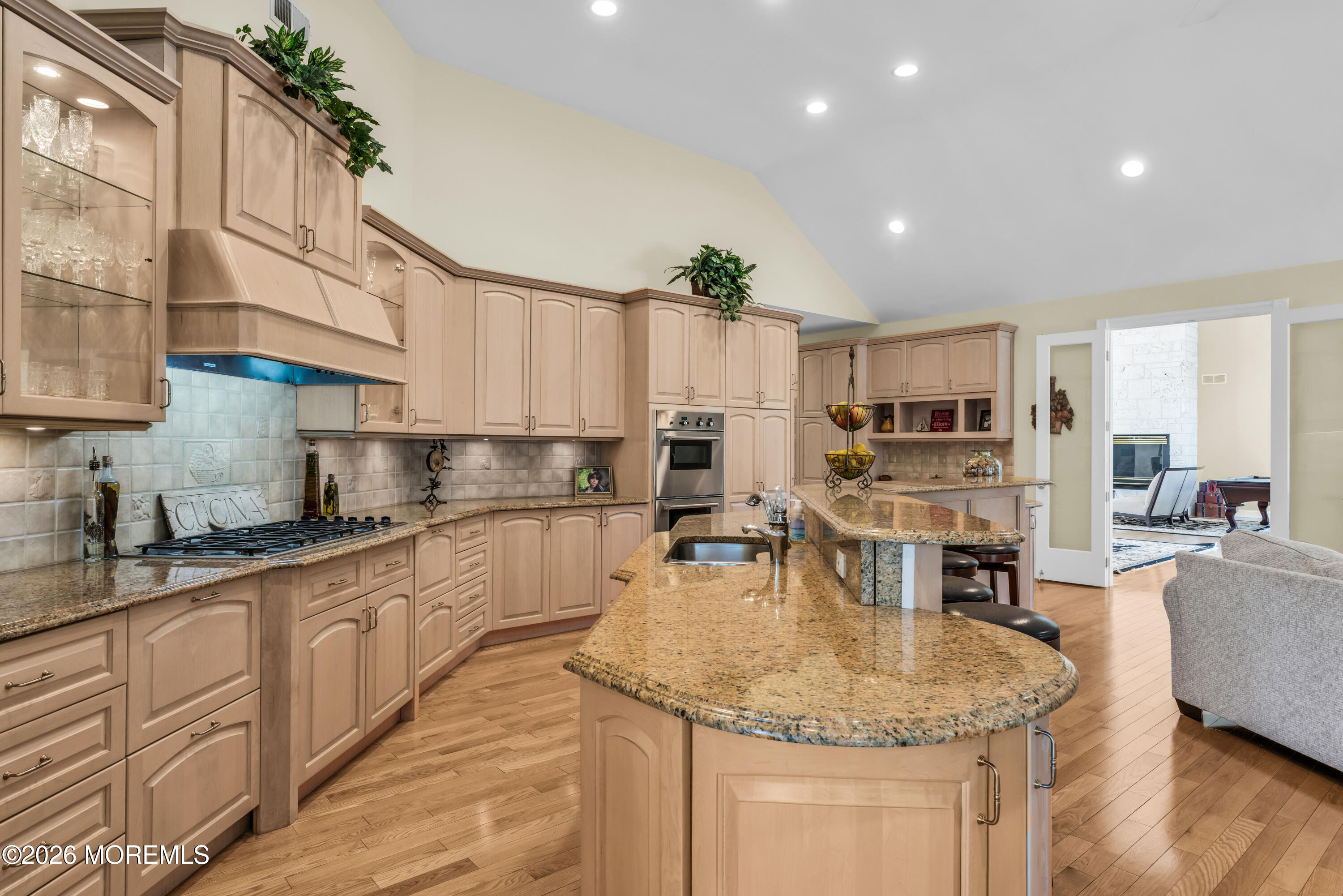 Manalapan, New Jersey, 07726, United States, 5 Bedrooms Bedrooms, ,5 BathroomsBathrooms,Residential,Active,2030061