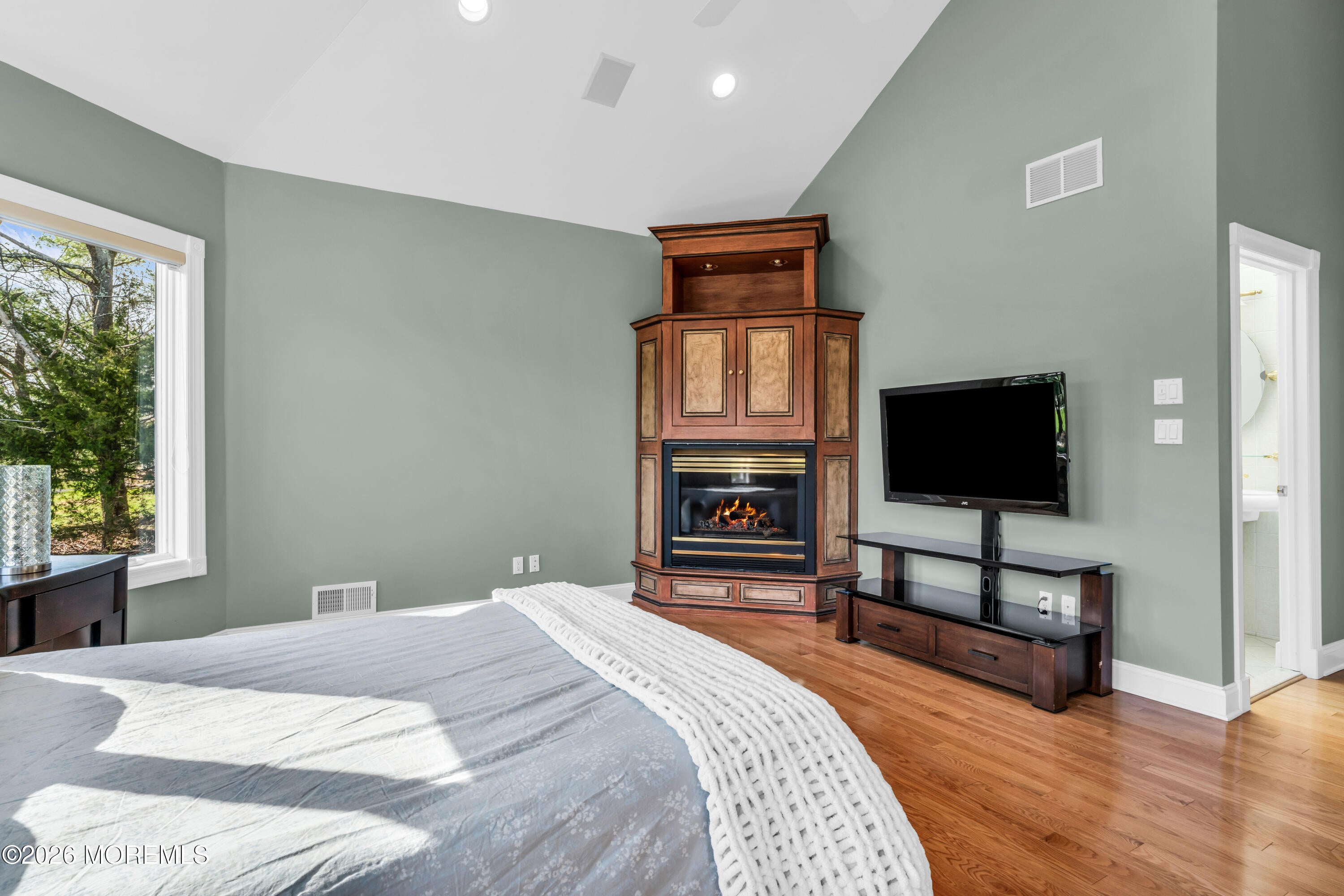 Manalapan, New Jersey, 07726, United States, 5 Bedrooms Bedrooms, ,5 BathroomsBathrooms,Residential,Active,2030061