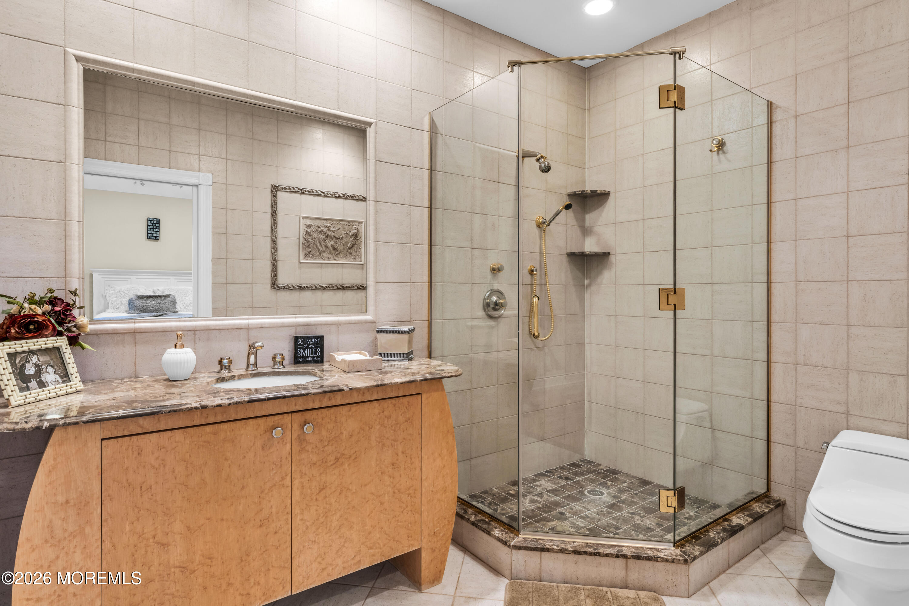 Manalapan, New Jersey, 07726, United States, 5 Bedrooms Bedrooms, ,5 BathroomsBathrooms,Residential,Active,2030061