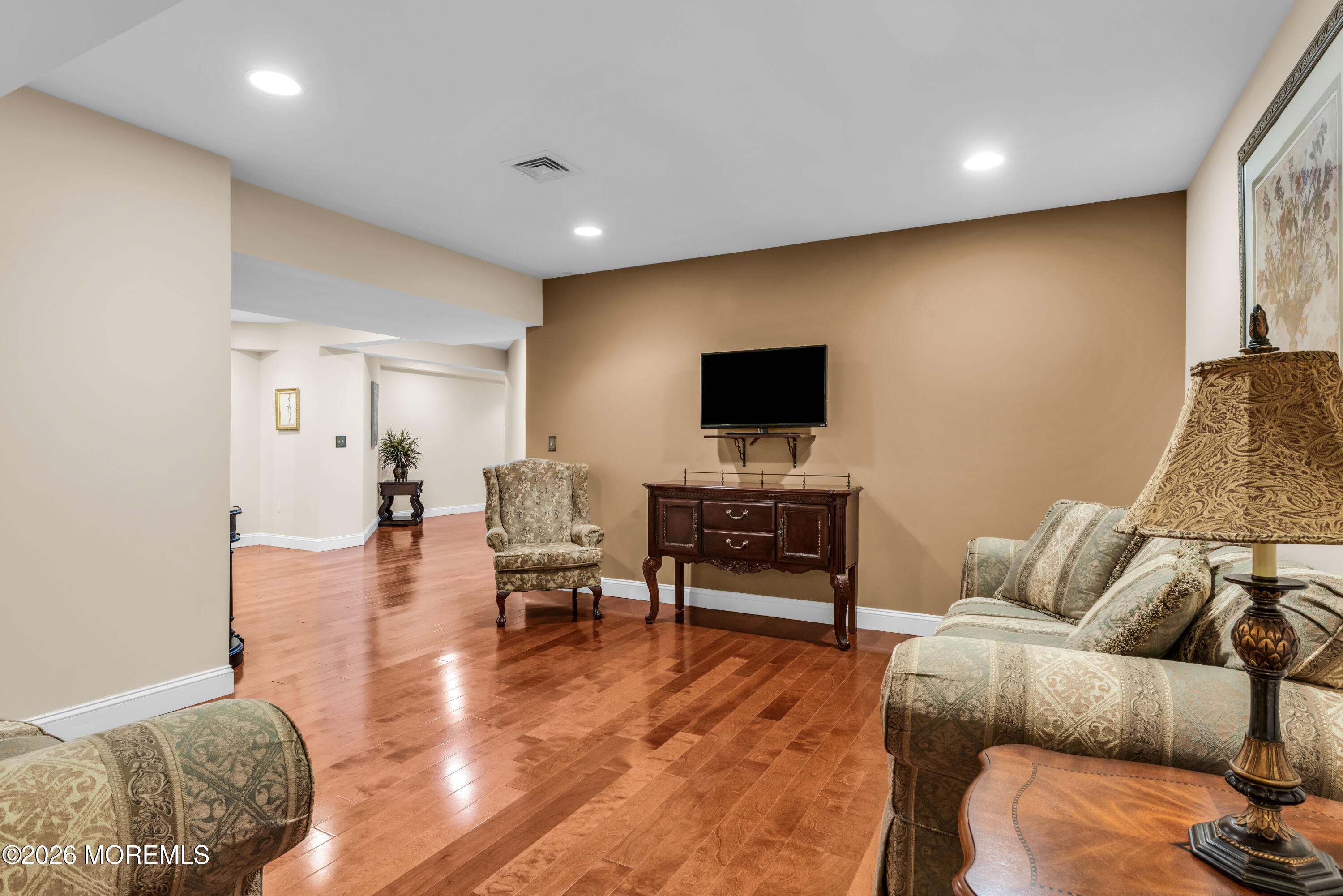 Manalapan, New Jersey, 07726, United States, 5 Bedrooms Bedrooms, ,5 BathroomsBathrooms,Residential,Active,2030061