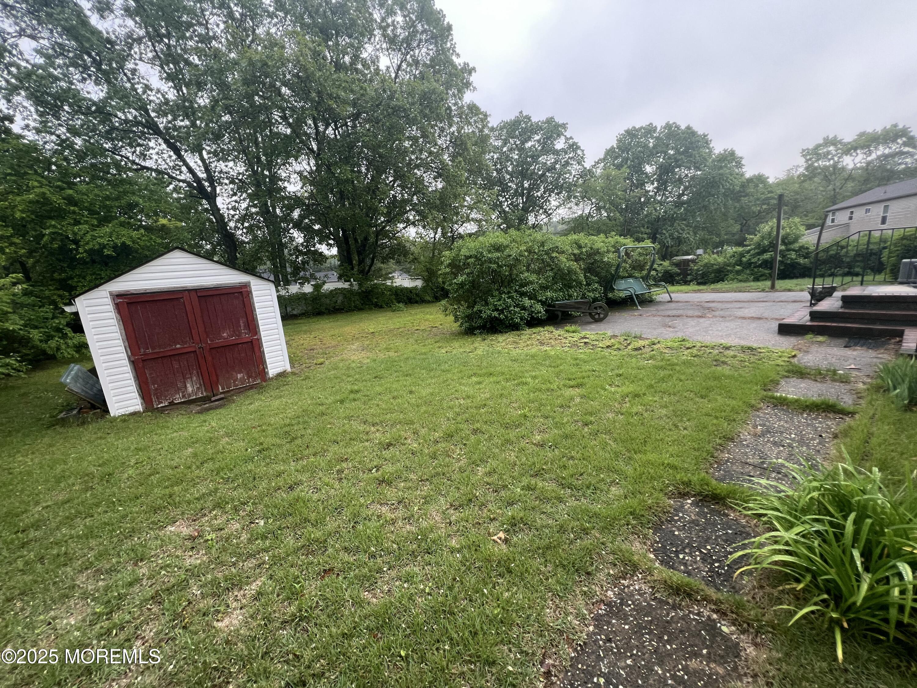 327 Aldrich Road, Howell, New Jersey image 13