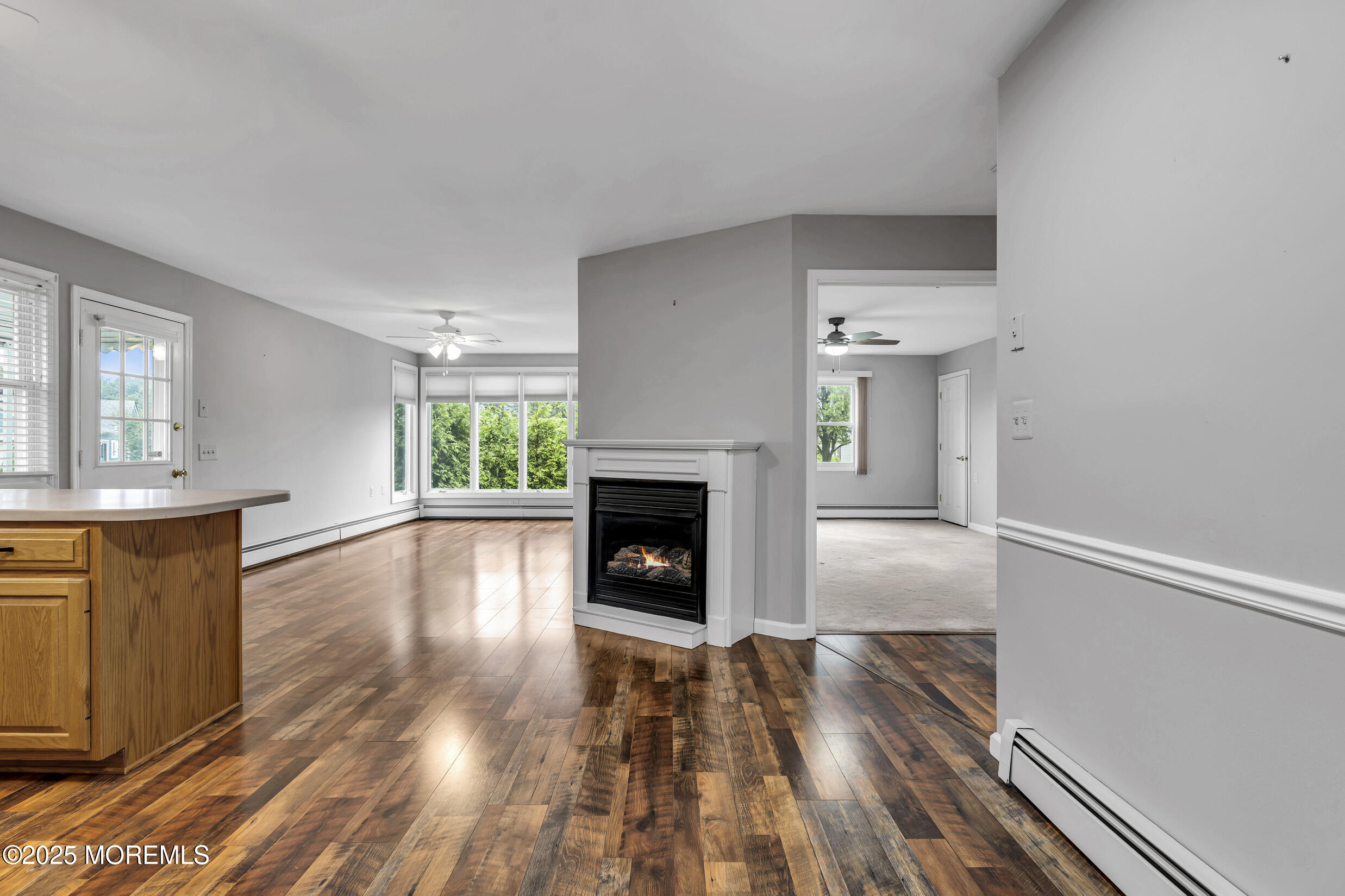8 Thronbury Court, Toms River, New Jersey image 16