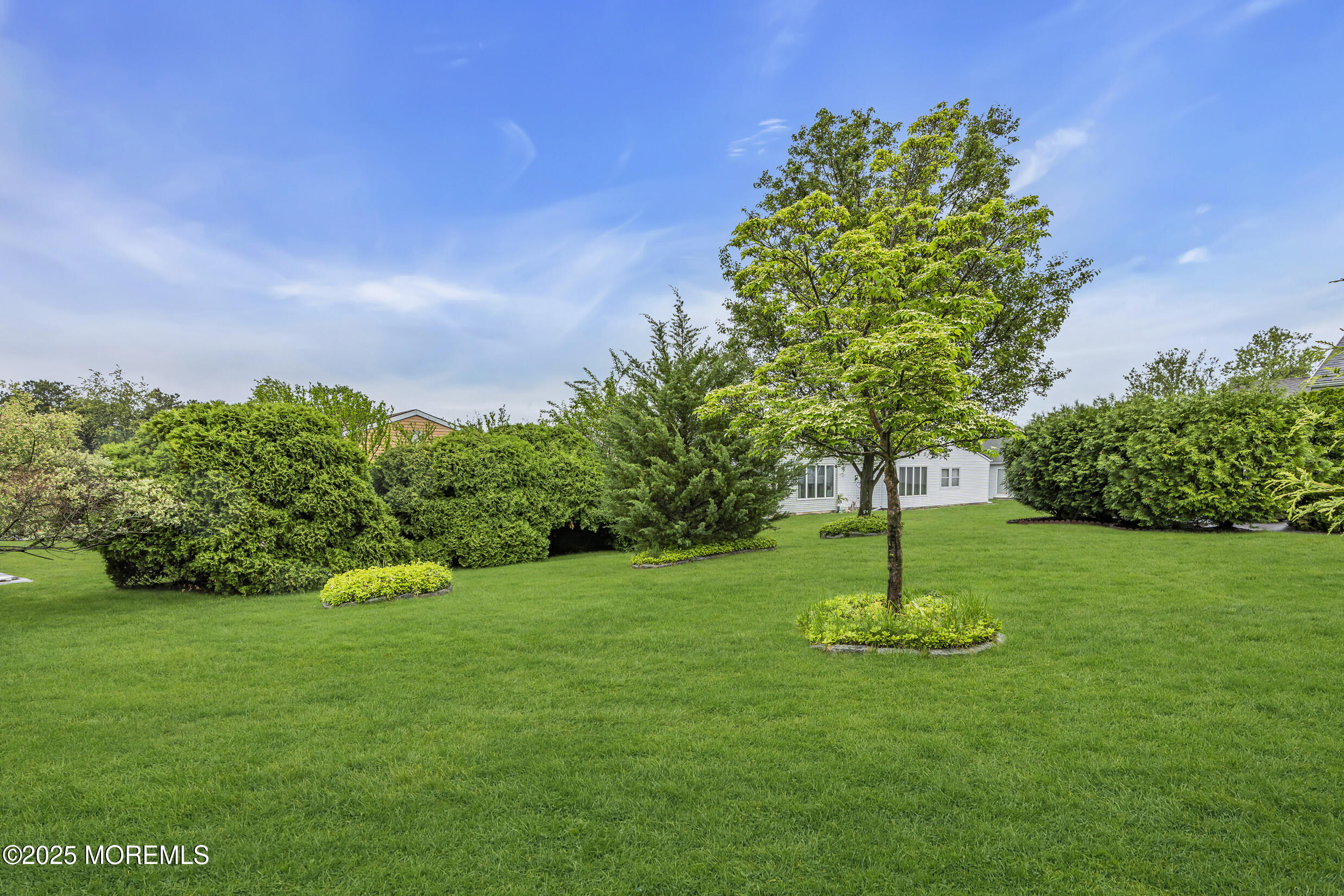8 Thronbury Court, Toms River, New Jersey image 42