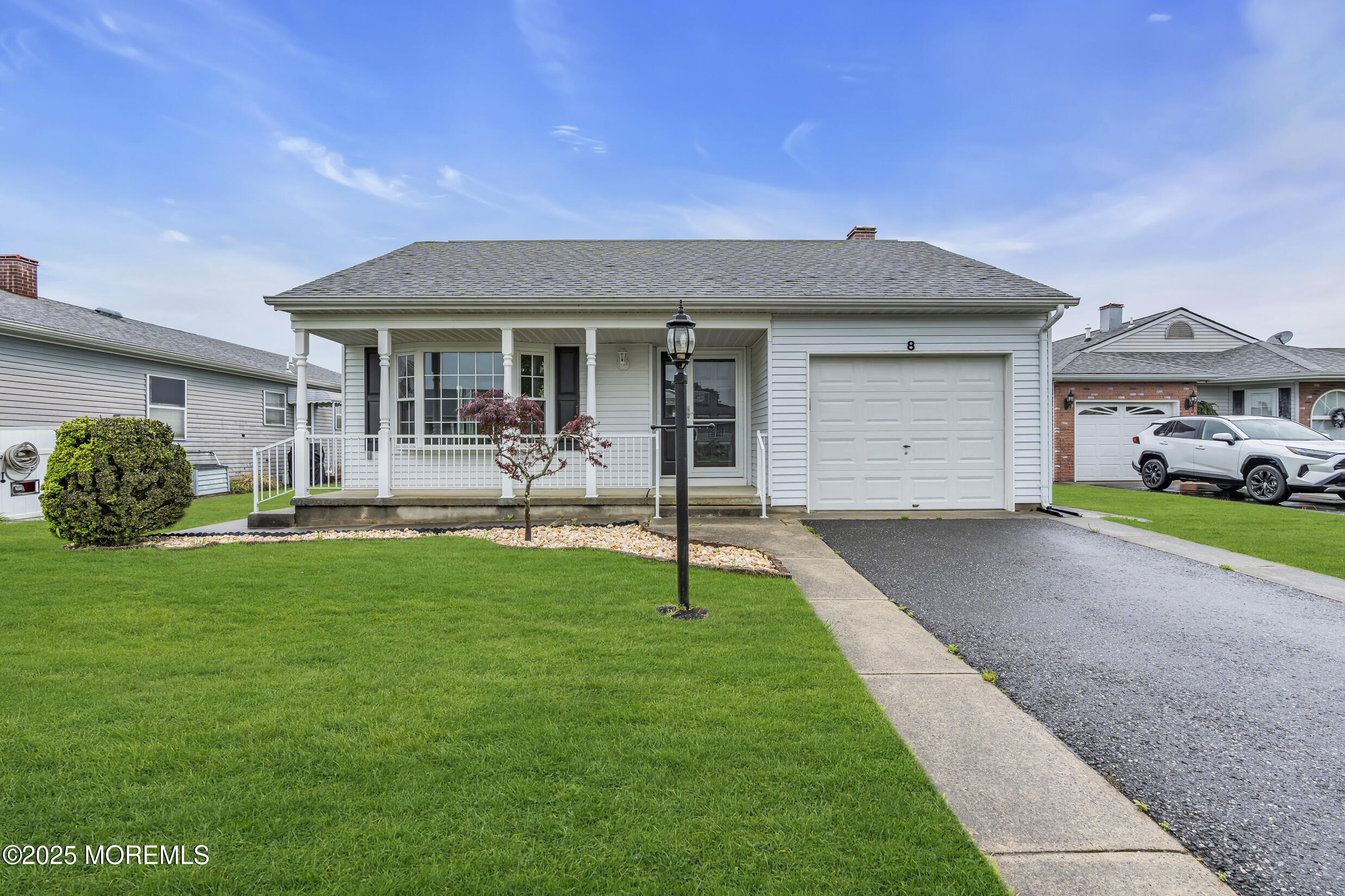 8 Thronbury Court, Toms River, New Jersey image 5
