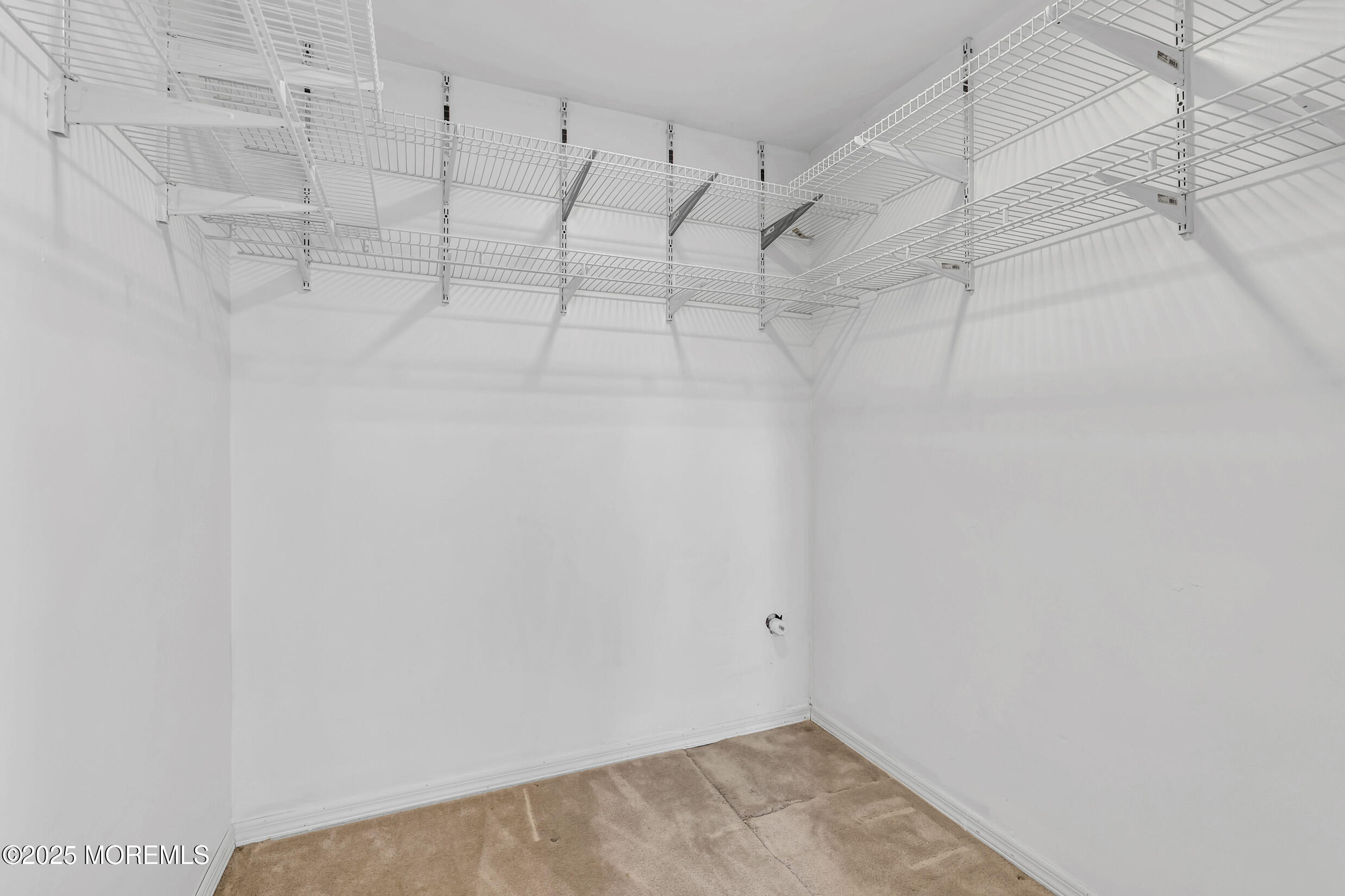 8 Thronbury Court, Toms River, New Jersey image 34
