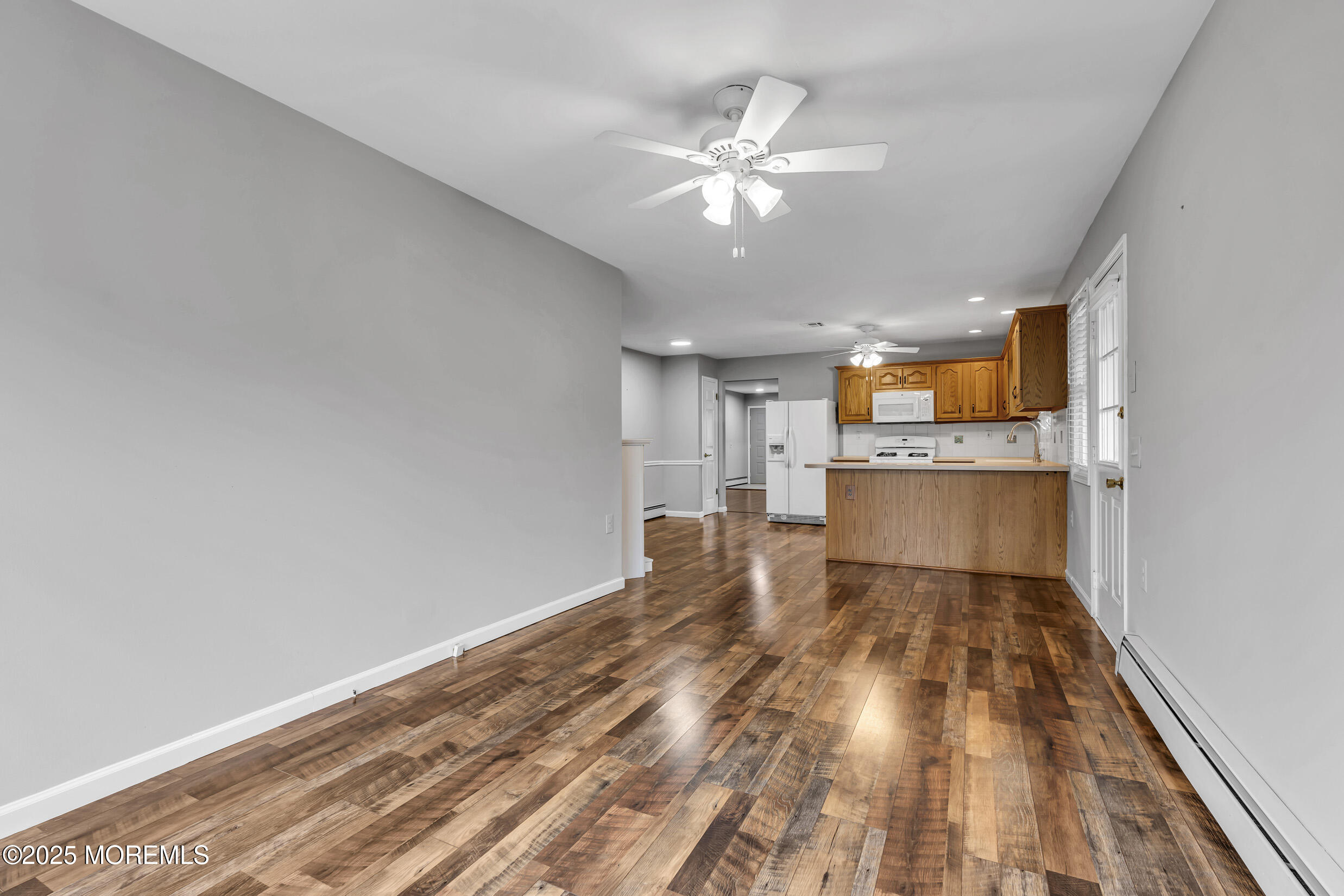 8 Thronbury Court, Toms River, New Jersey image 26