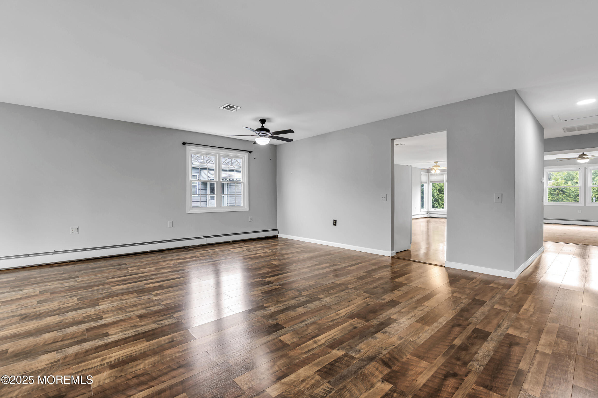 8 Thronbury Court, Toms River, New Jersey image 11
