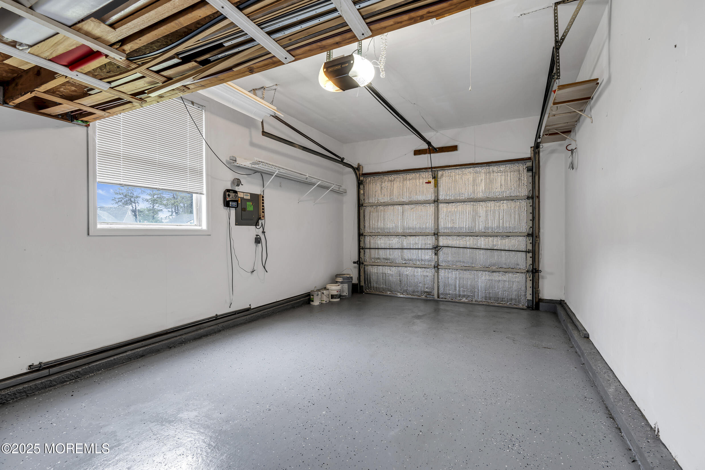 8 Thronbury Court, Toms River, New Jersey image 38