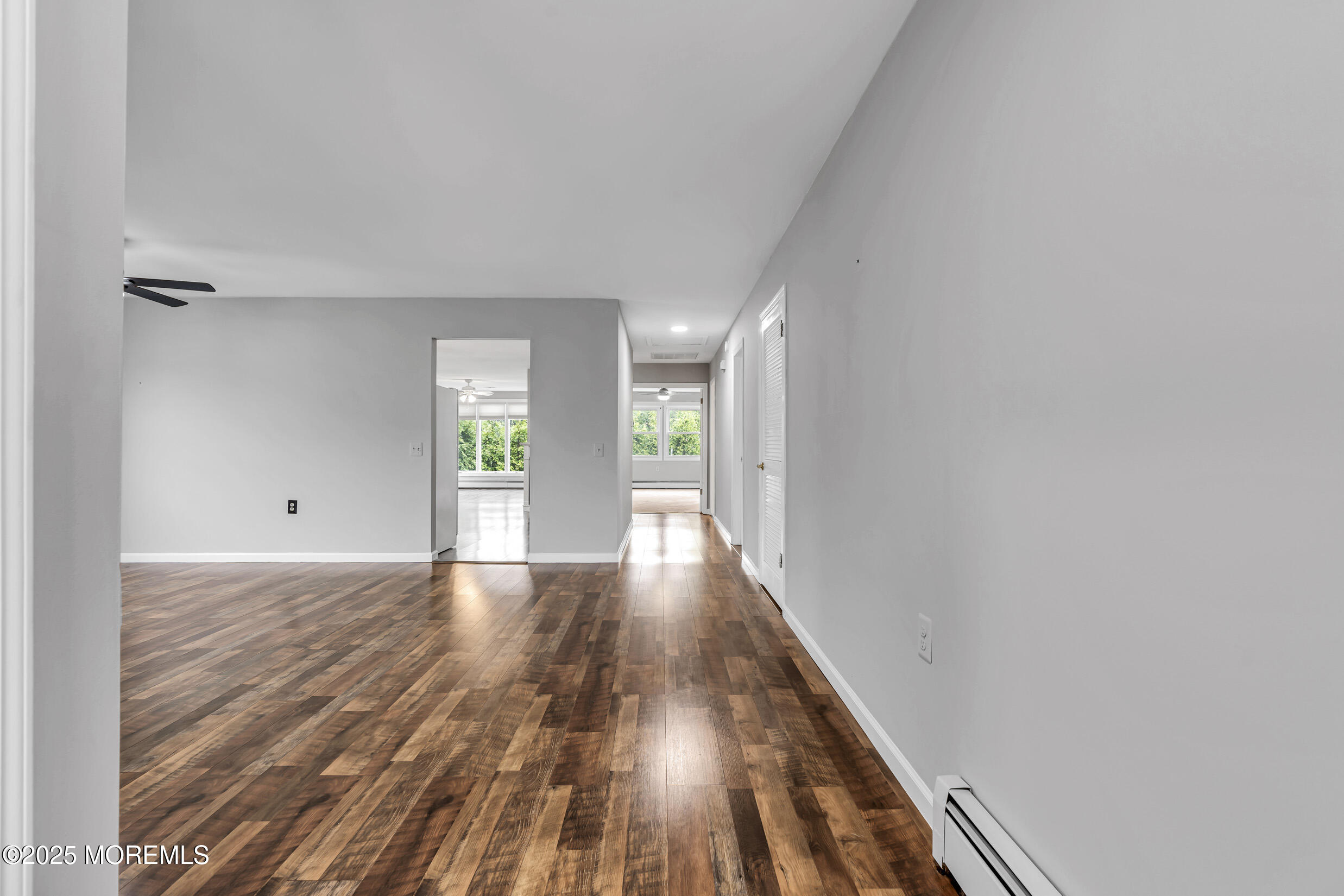 8 Thronbury Court, Toms River, New Jersey image 10