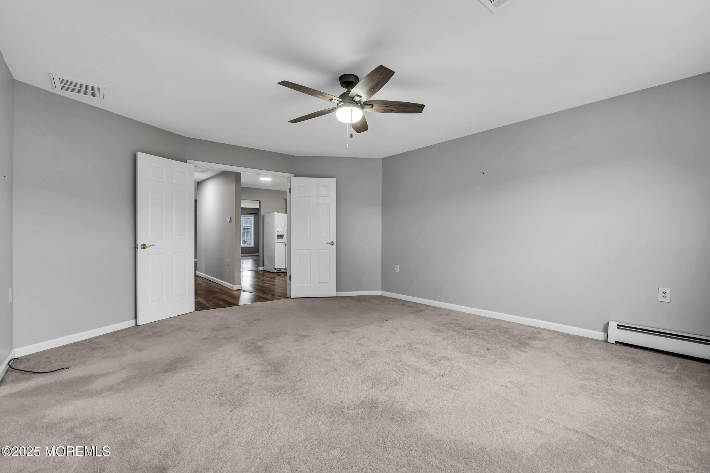 8 Thronbury Court, Toms River, New Jersey image 32