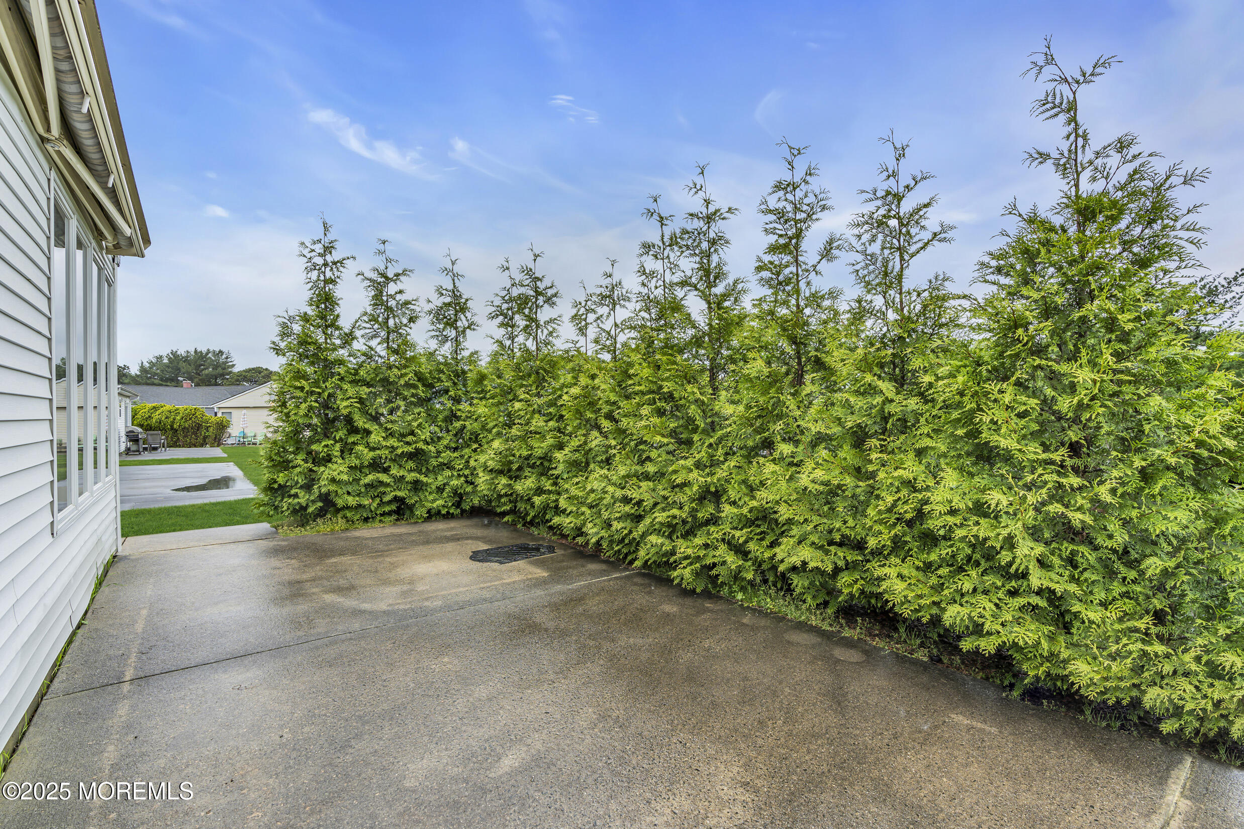 8 Thronbury Court, Toms River, New Jersey image 40