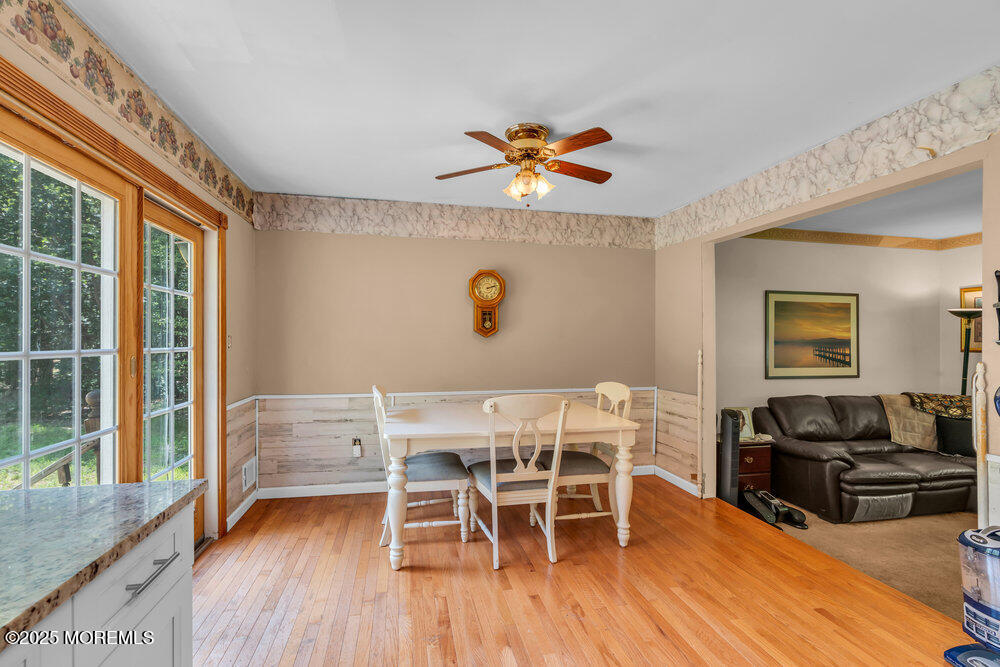 623 Cosy Lane