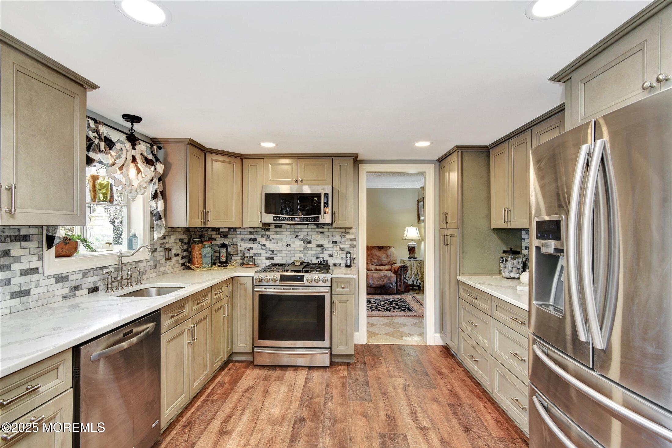 3 Topanga Court, Manalapan, New Jersey image 15