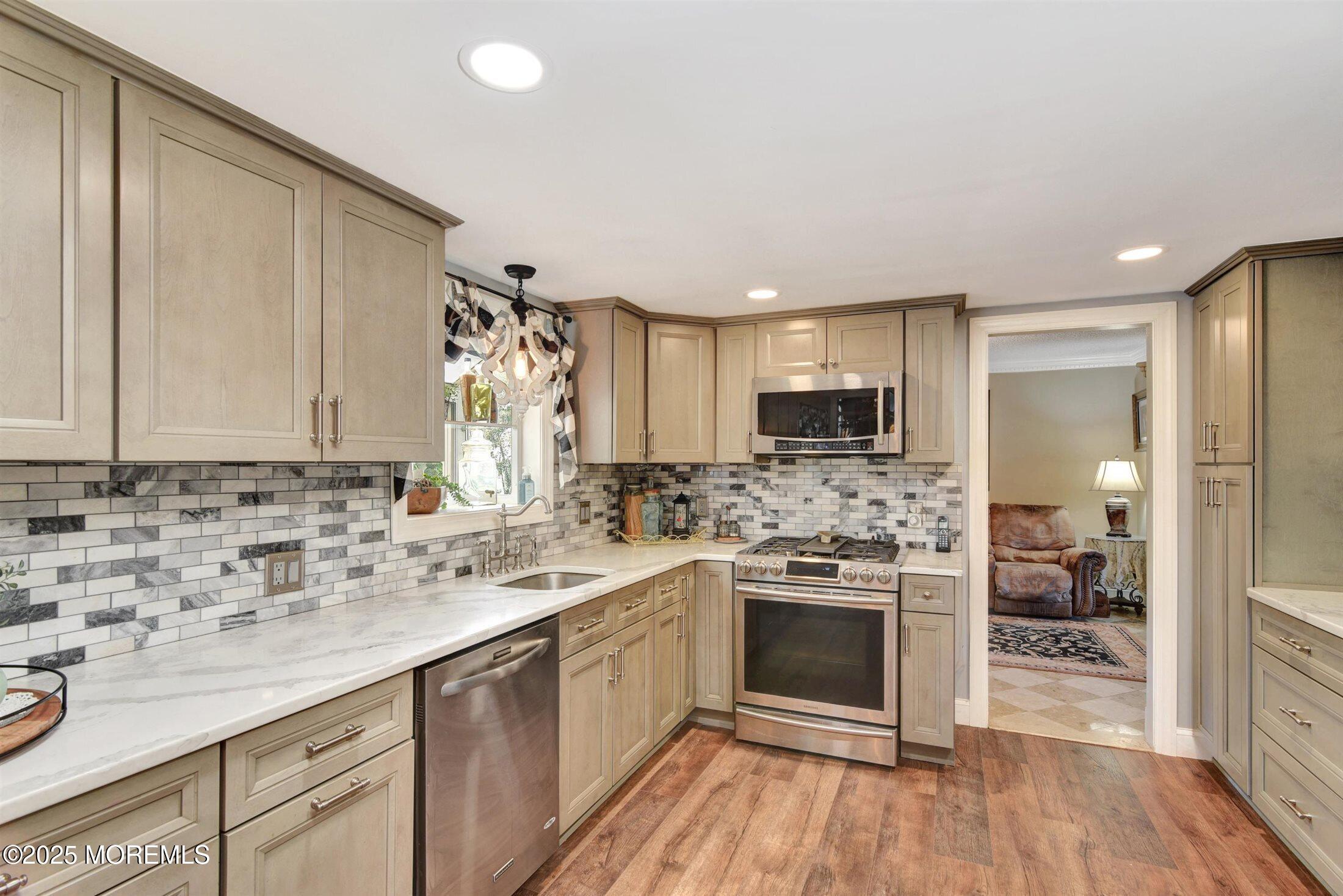 3 Topanga Court, Manalapan, New Jersey image 14