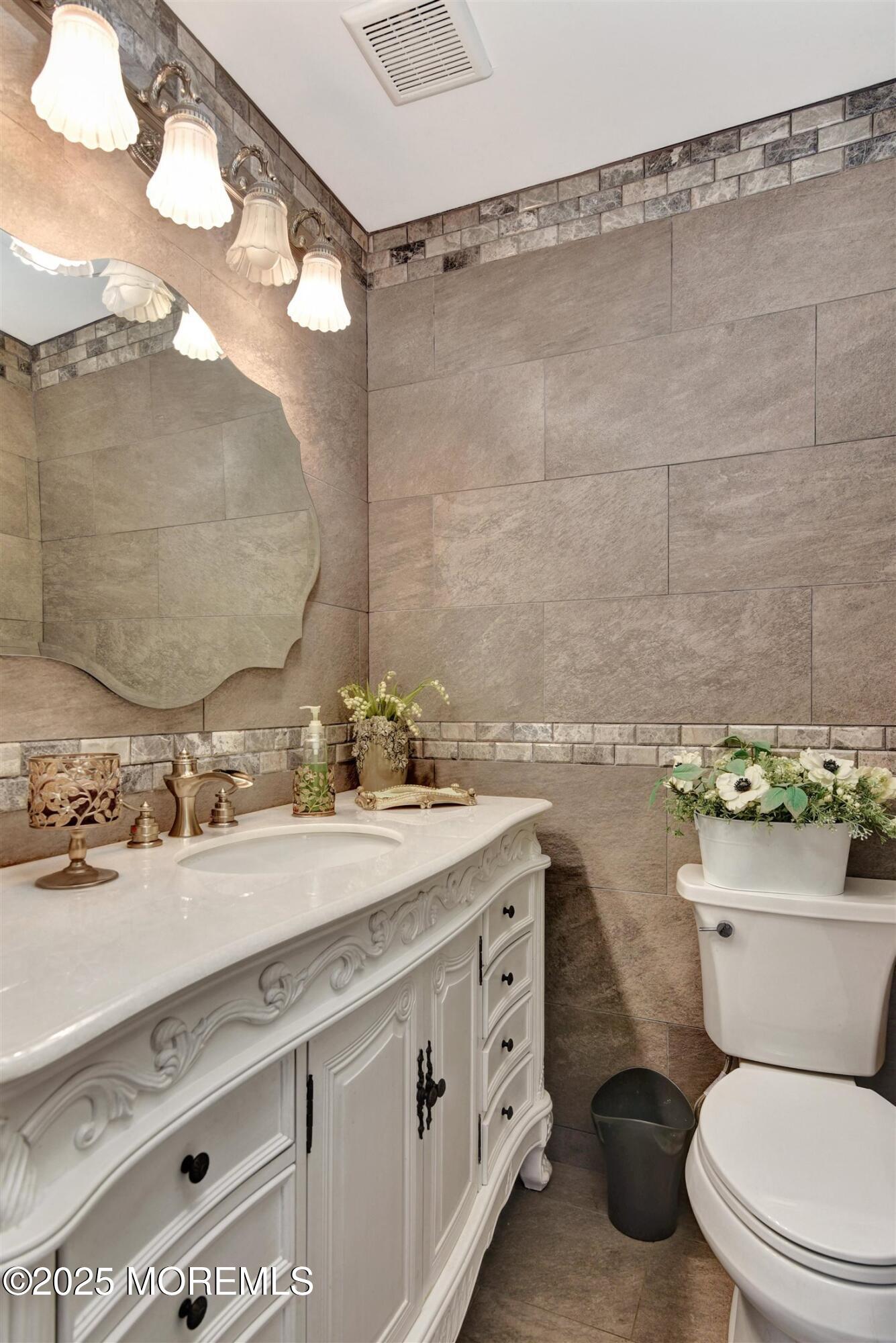 3 Topanga Court, Manalapan, New Jersey image 13