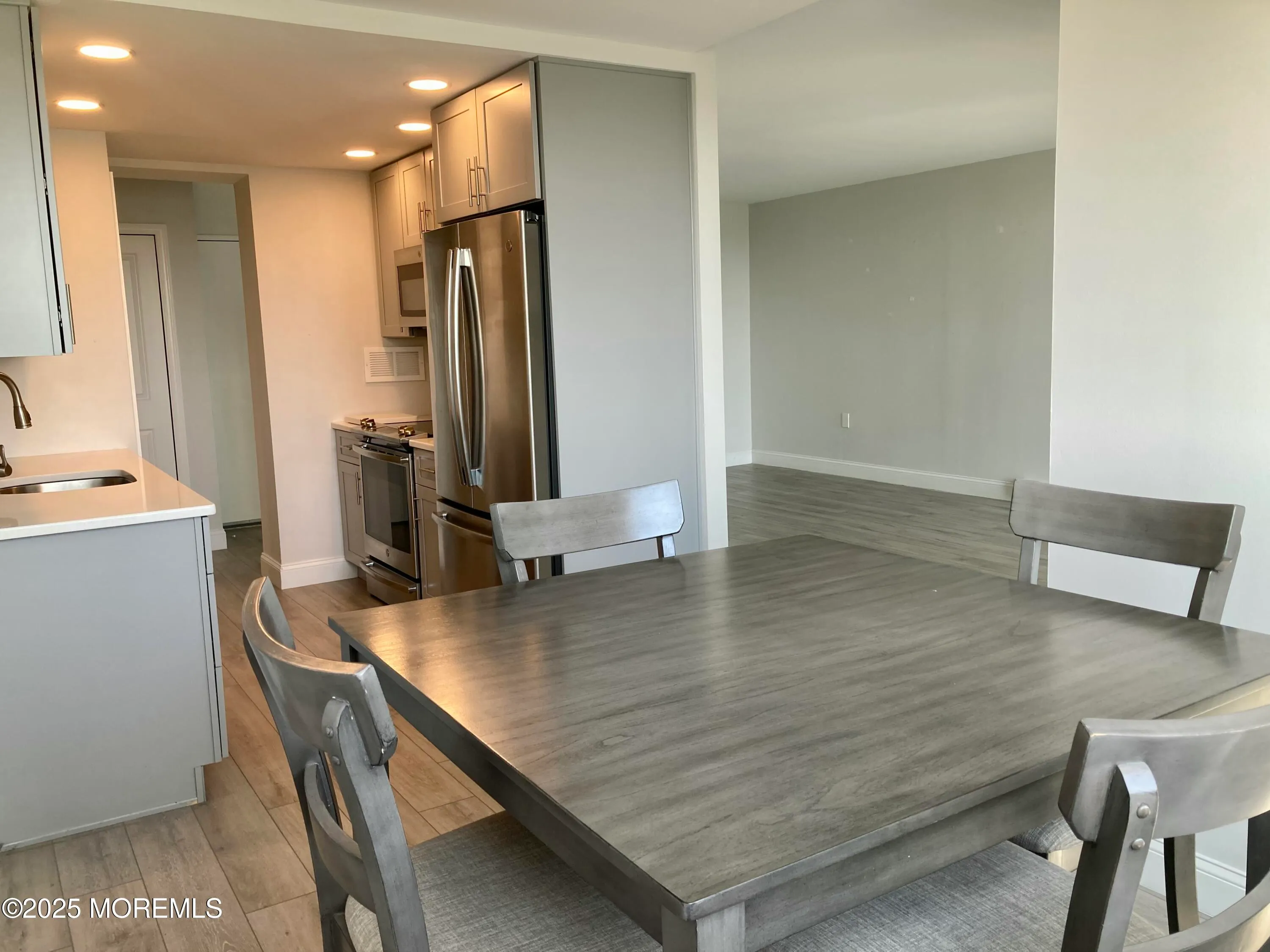 Belmar, New Jersey 07719, United States, 1 Bedroom Bedrooms, ,1 BathroomBathrooms,Residential,Active,148616