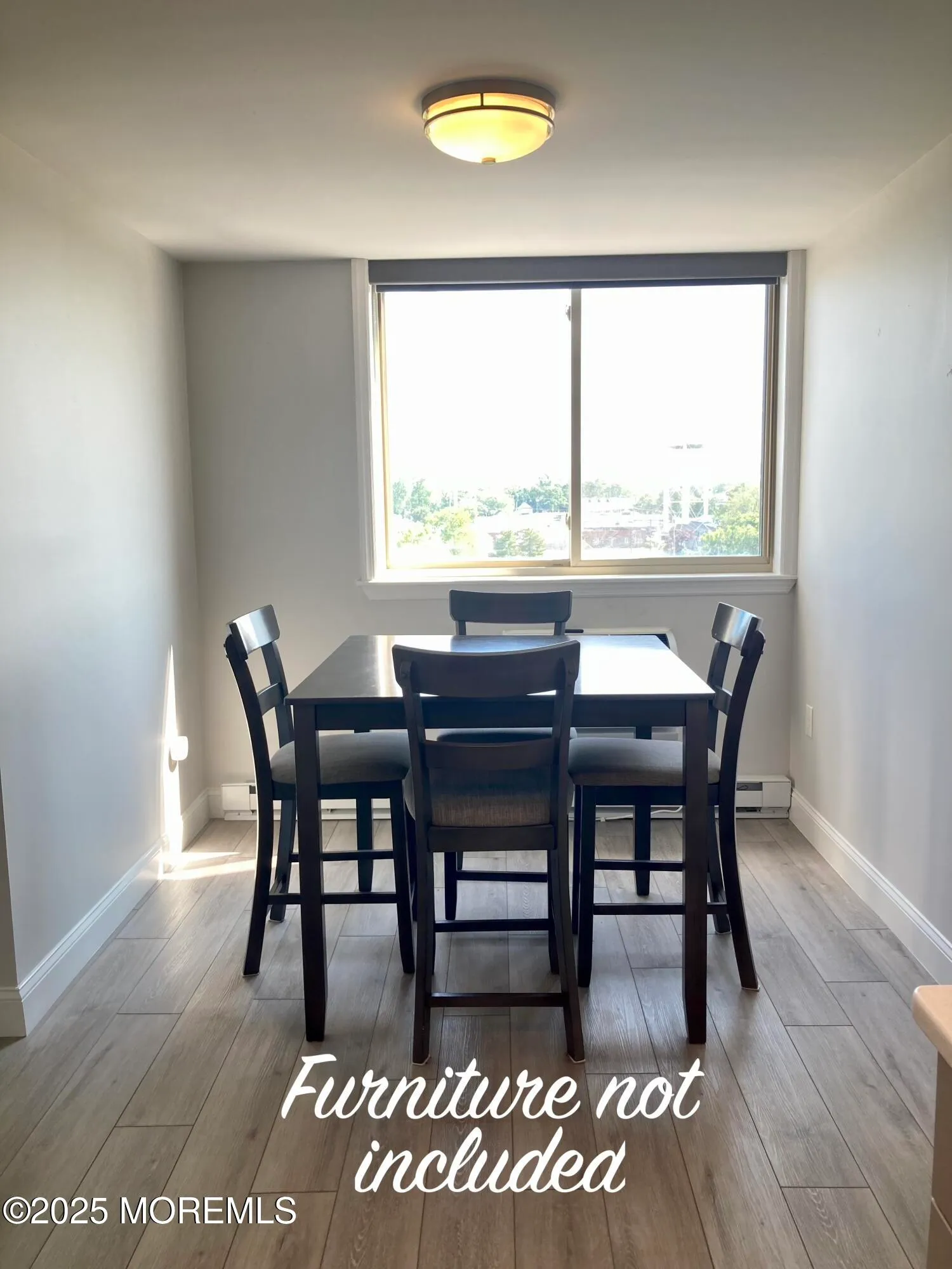 Belmar, New Jersey 07719, United States, 1 Bedroom Bedrooms, ,1 BathroomBathrooms,Residential,Active,148616