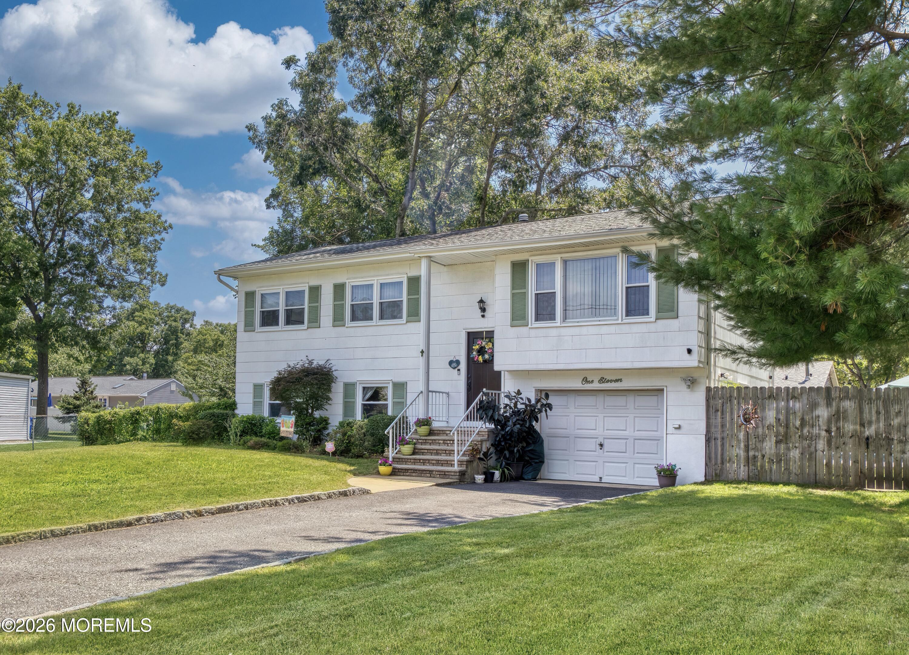 111 Poplar Way