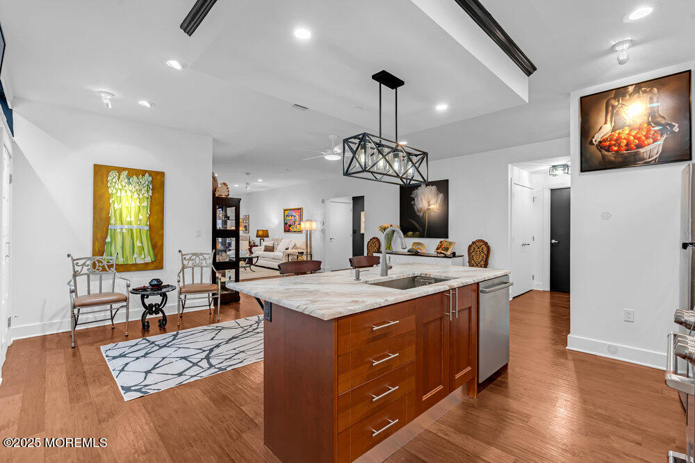 23 Wallace Street 306