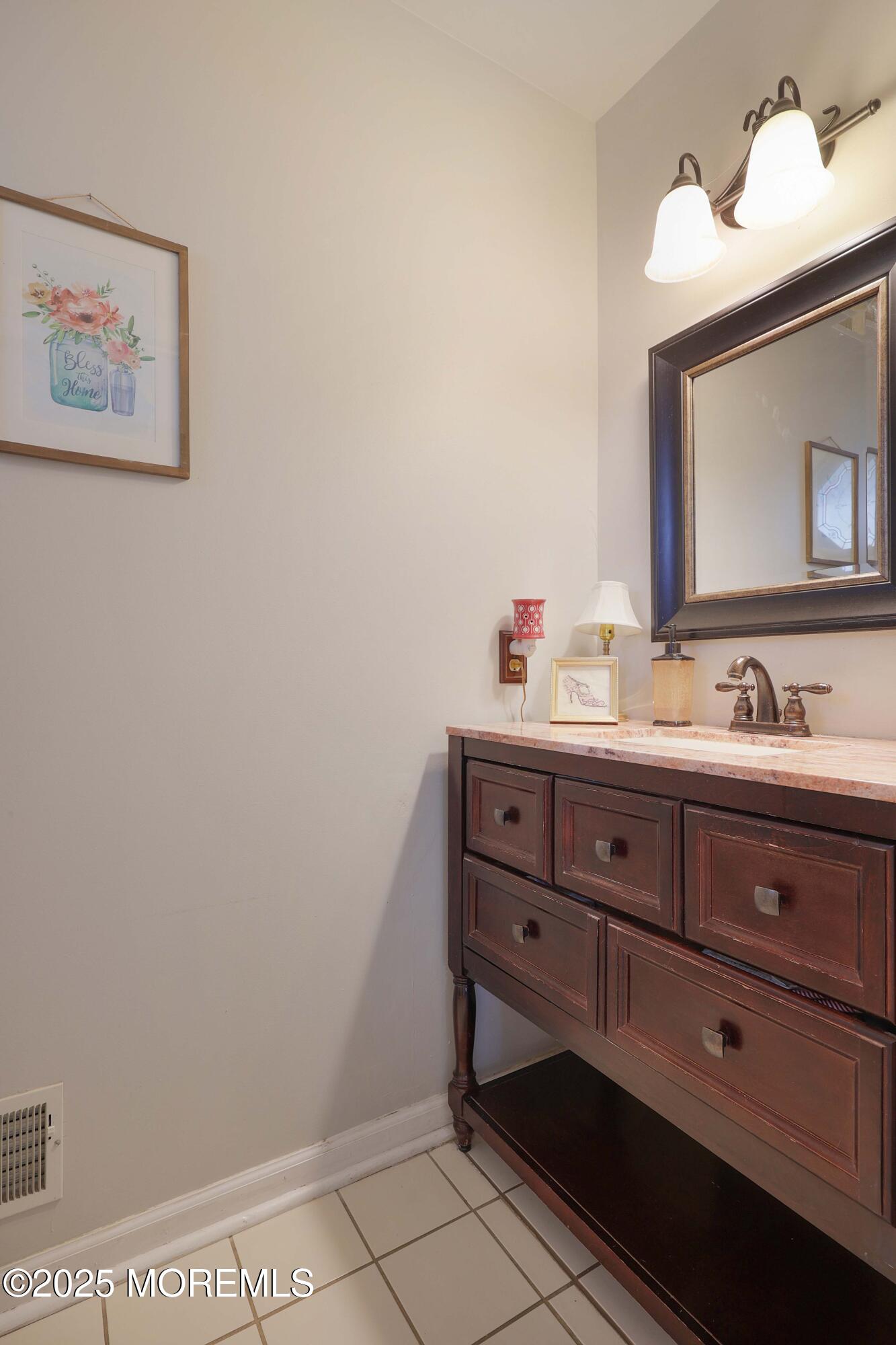 1009 Isaac Court, Toms River, New Jersey image 22