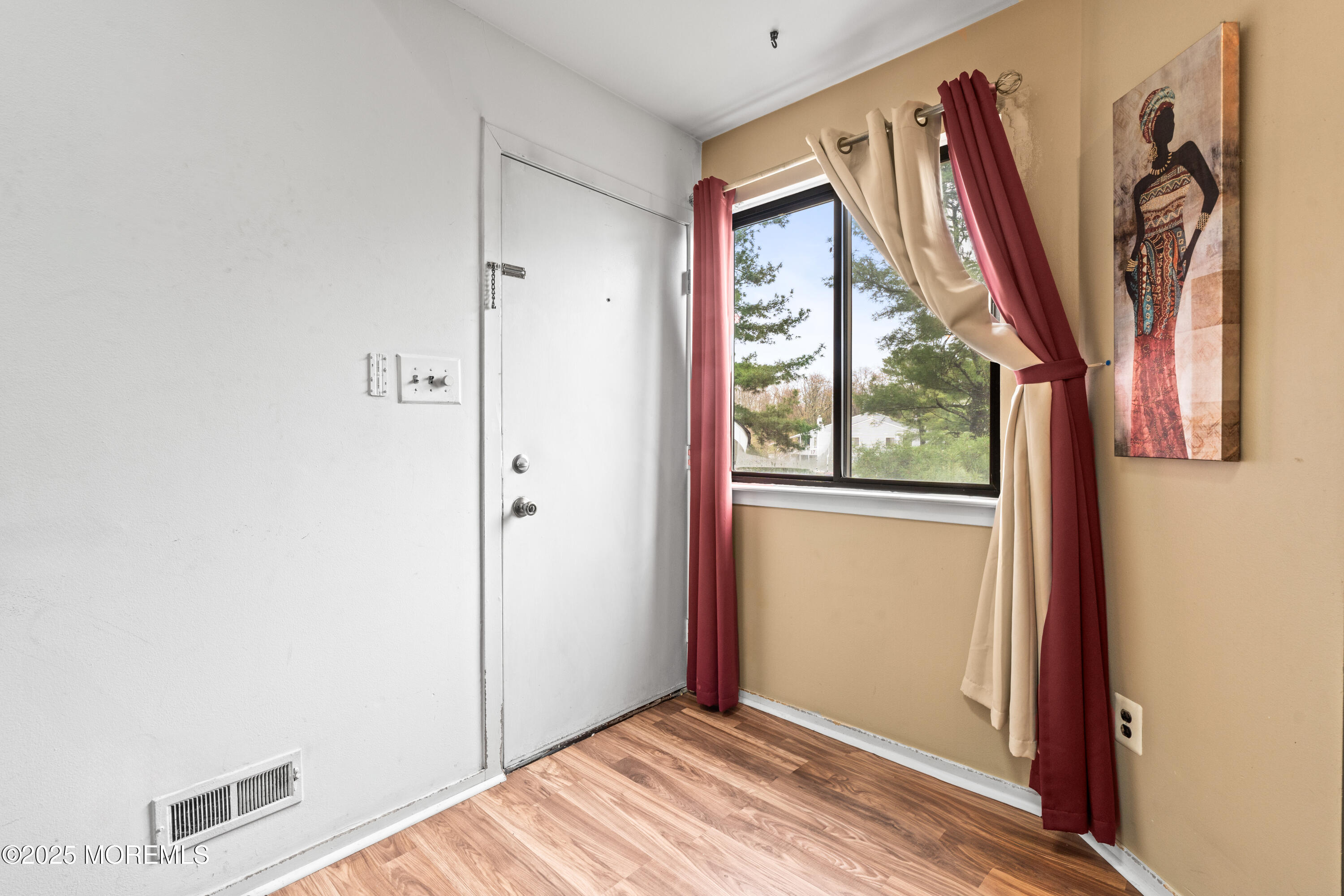 1402 Berwyck Court, Sicklerville, New Jersey image 5