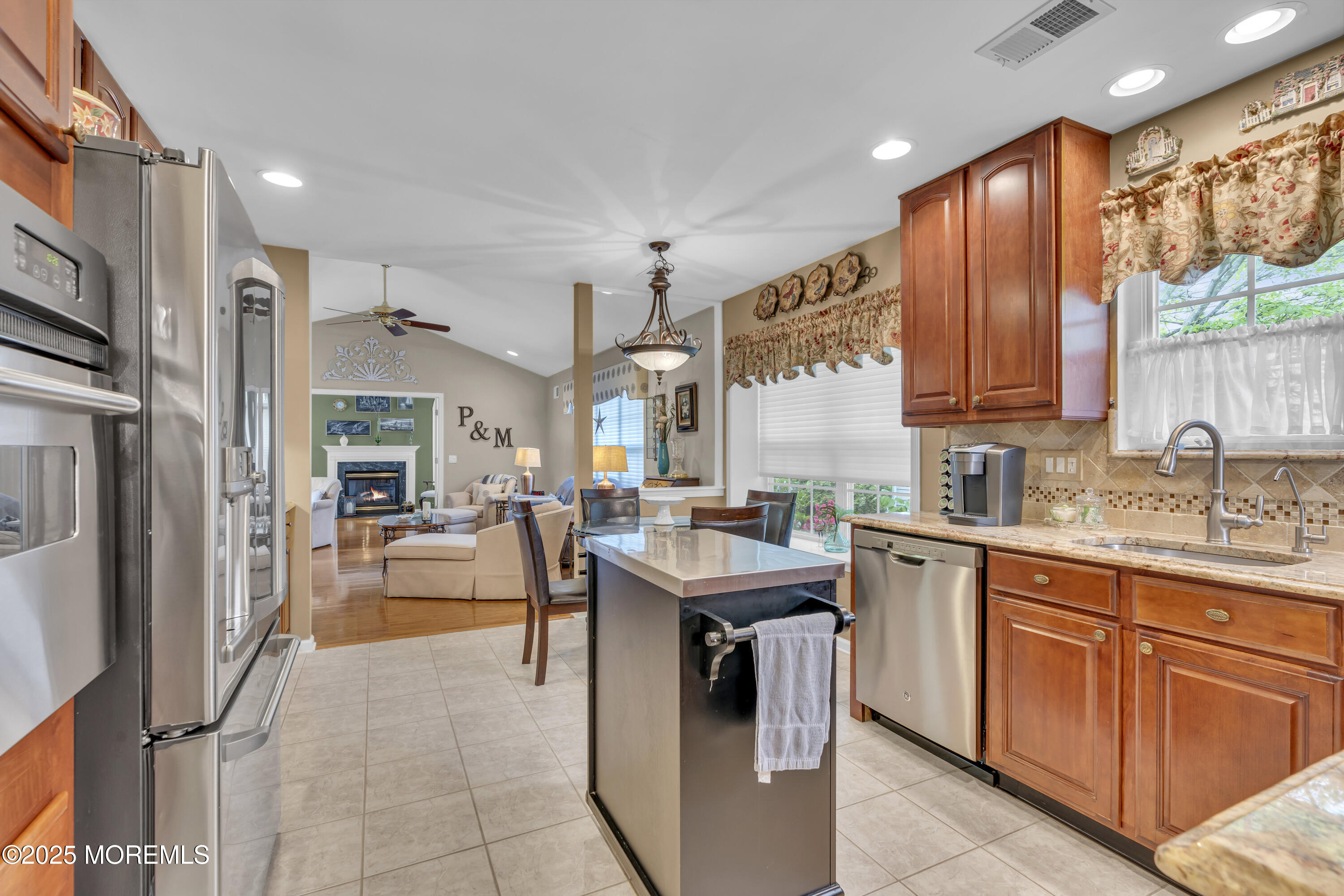 46 Skyline Drive, Lakewood, New Jersey image 13