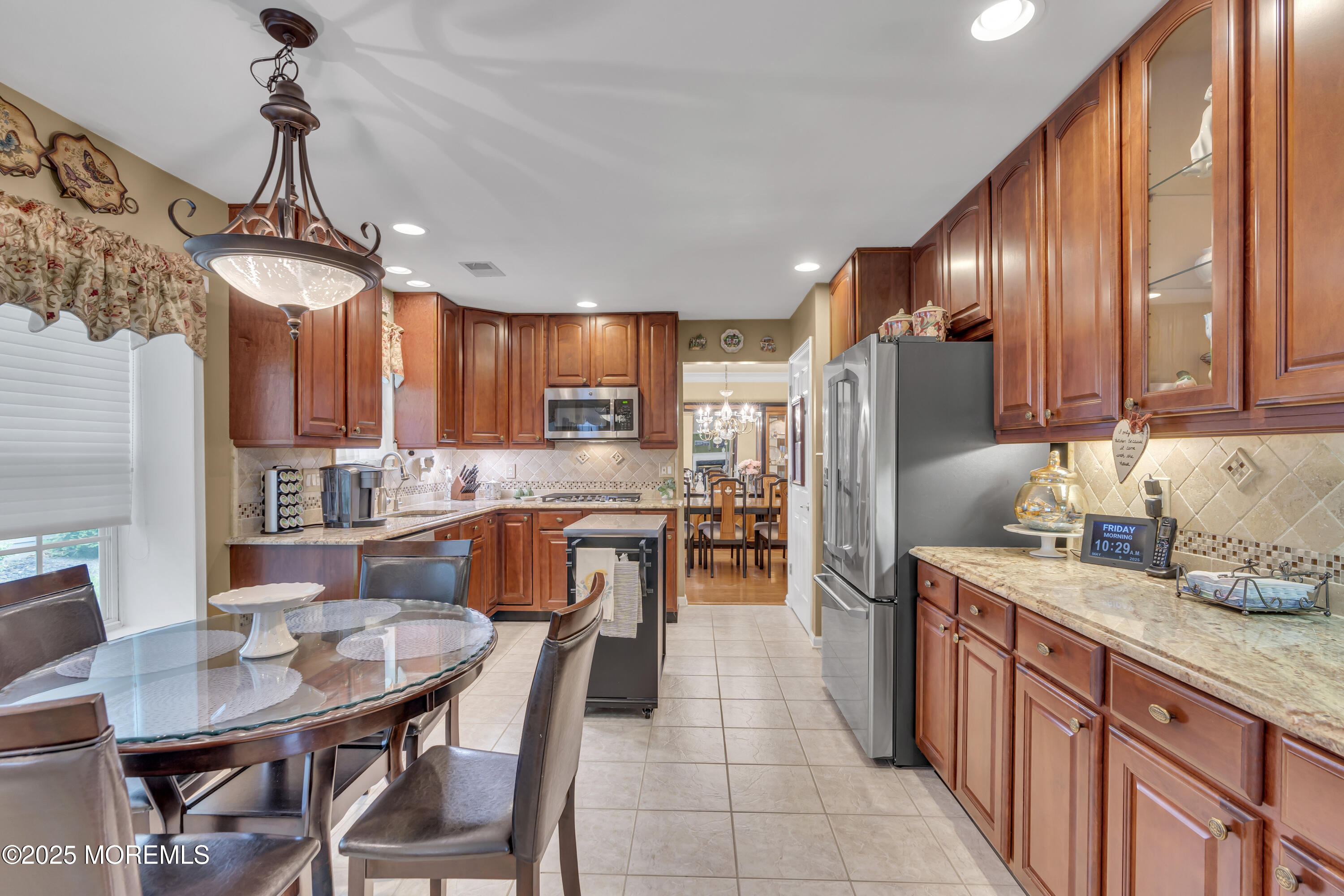 46 Skyline Drive, Lakewood, New Jersey image 15