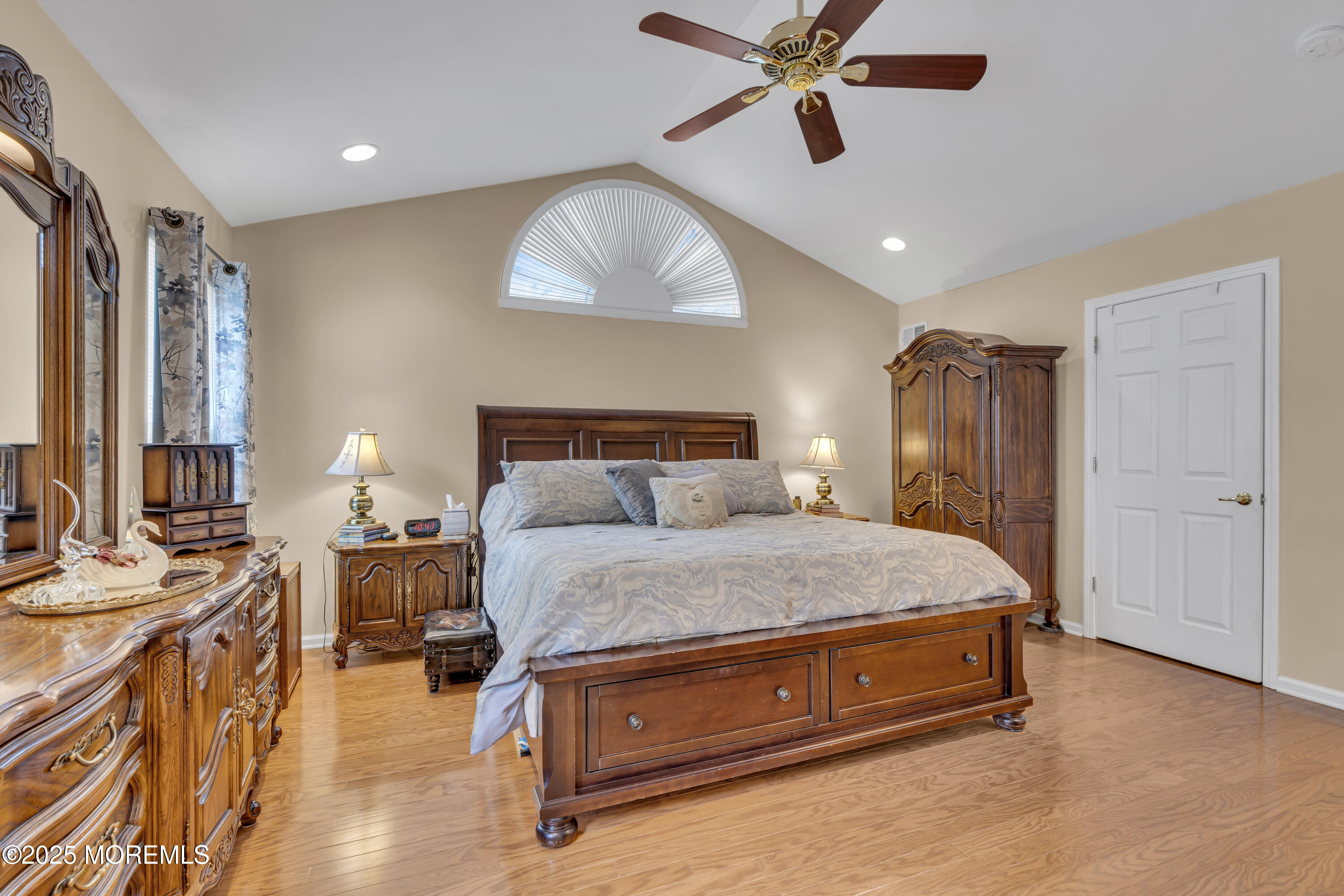 46 Skyline Drive, Lakewood, New Jersey image 28