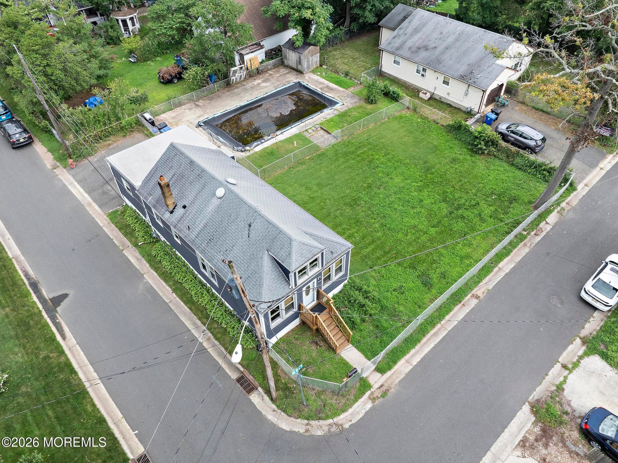 18 Van Brunt Place