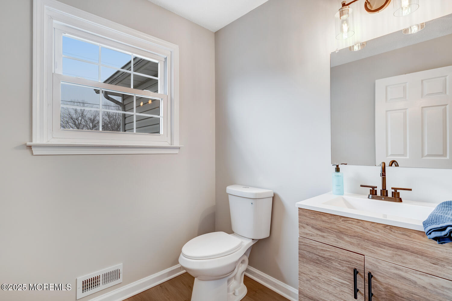 90 Atlantis Avenue, Manahawkin, New Jersey image 24