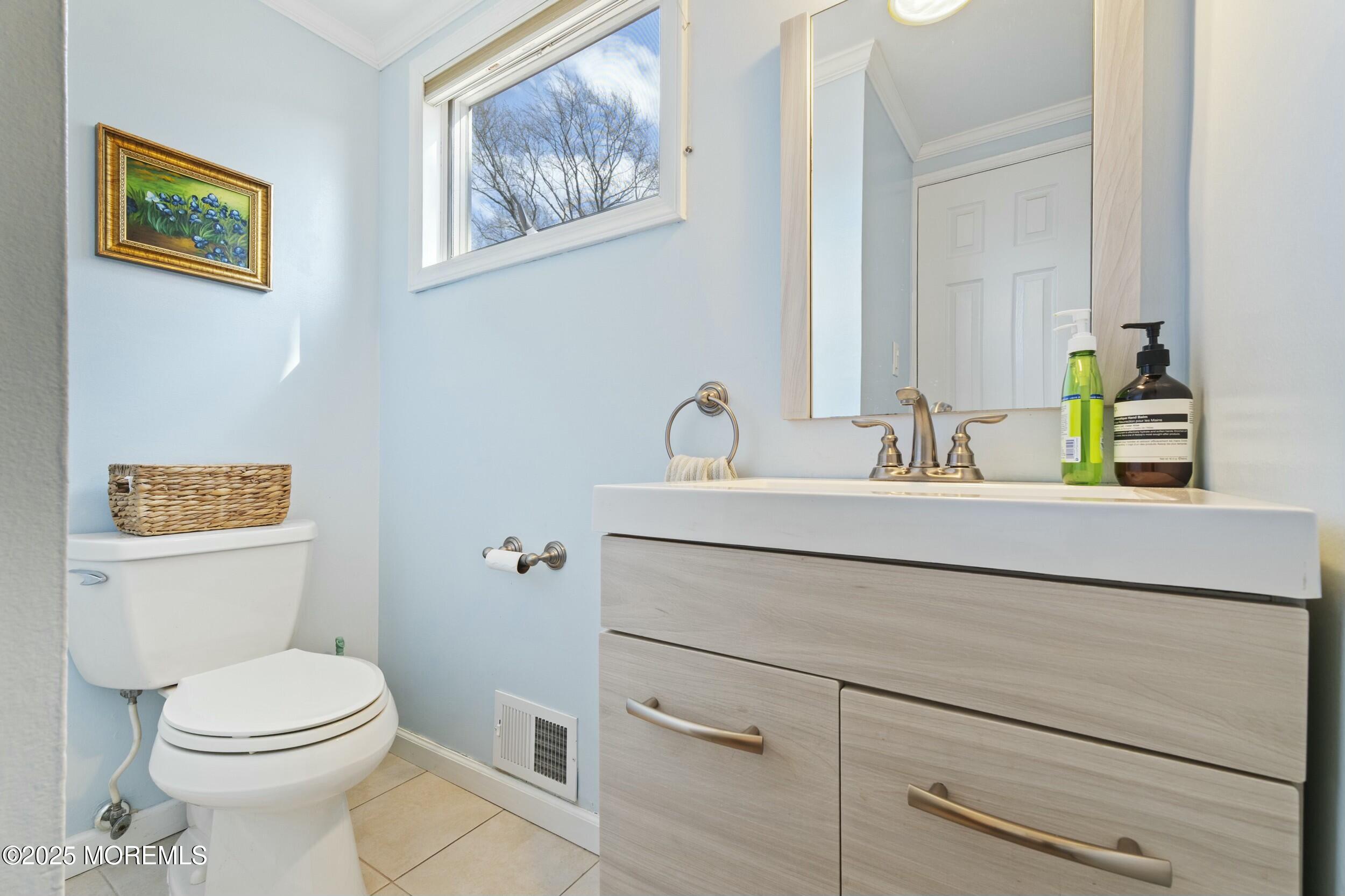 43 Throckmorton Lane, Old Bridge, New Jersey image 15