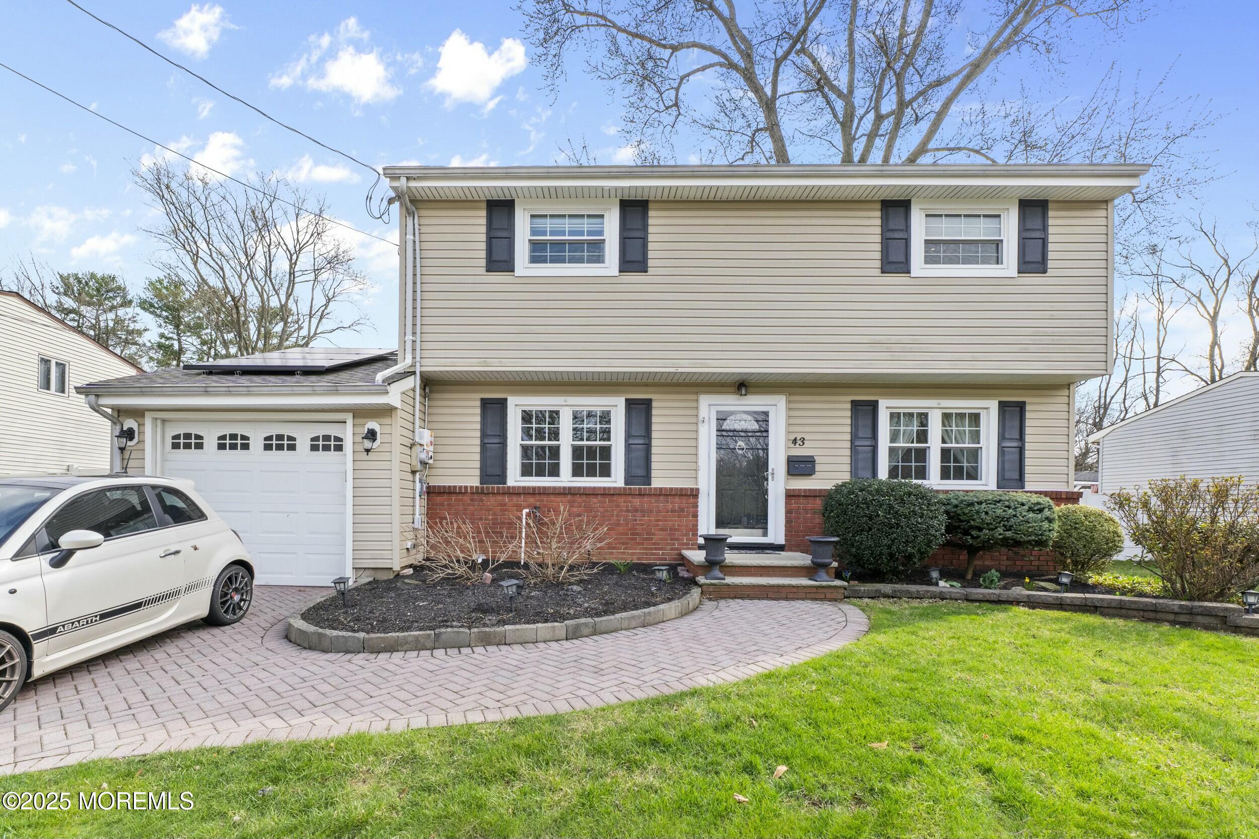 43 Throckmorton Lane, Old Bridge, New Jersey image 1