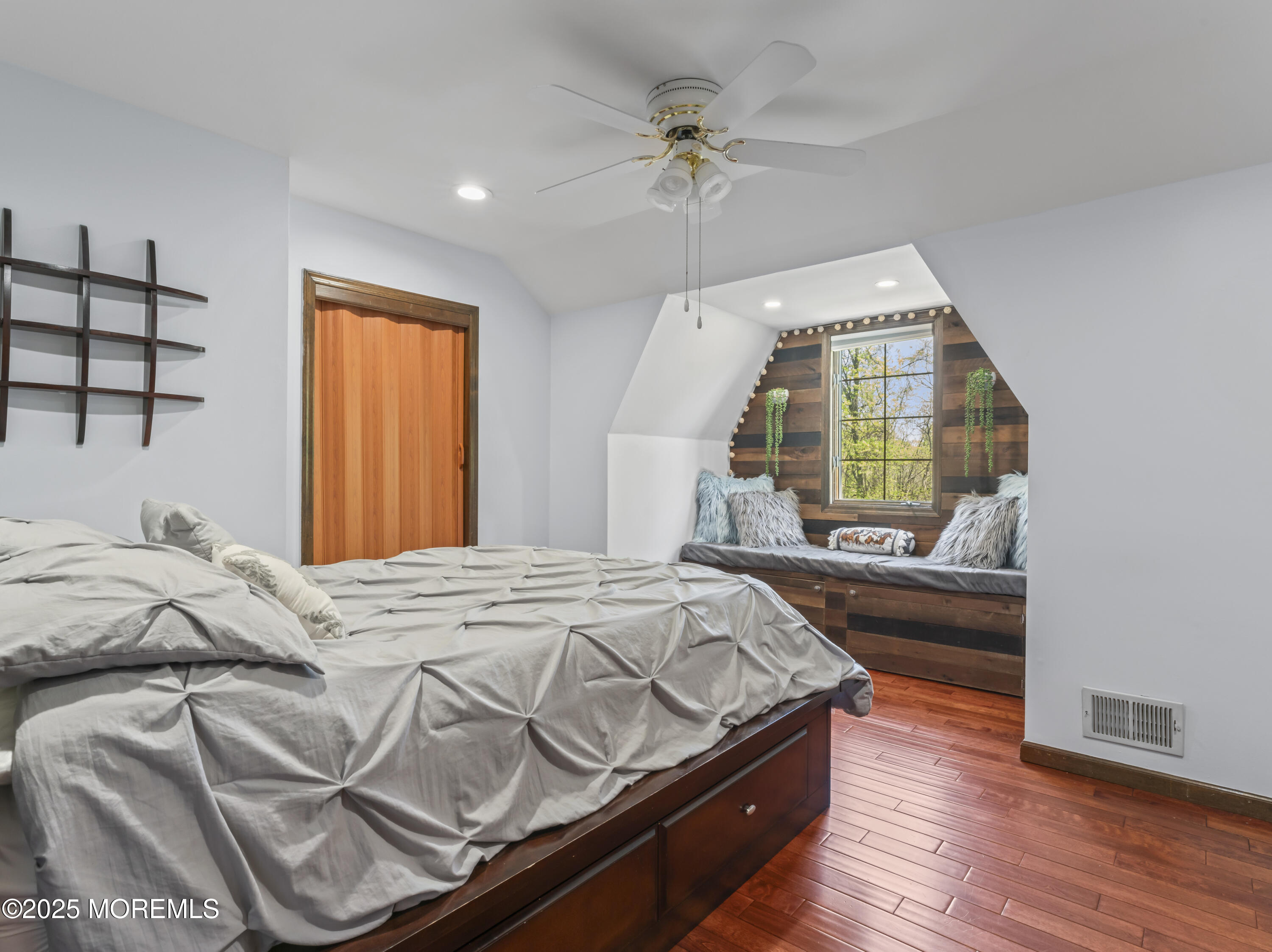 60 Sandalwood Drive, Marlboro, New Jersey image 20
