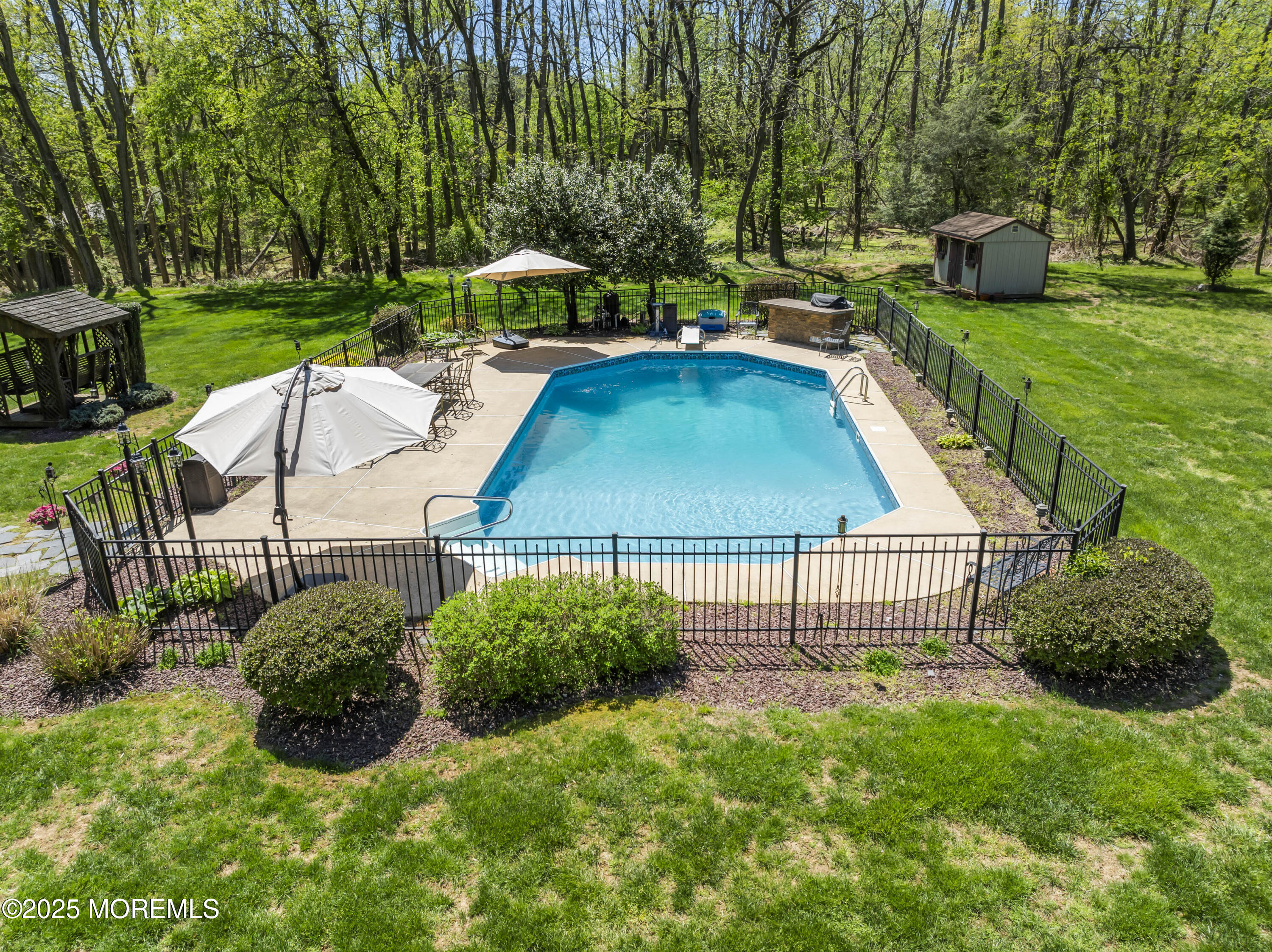 60 Sandalwood Drive, Marlboro, New Jersey image 29