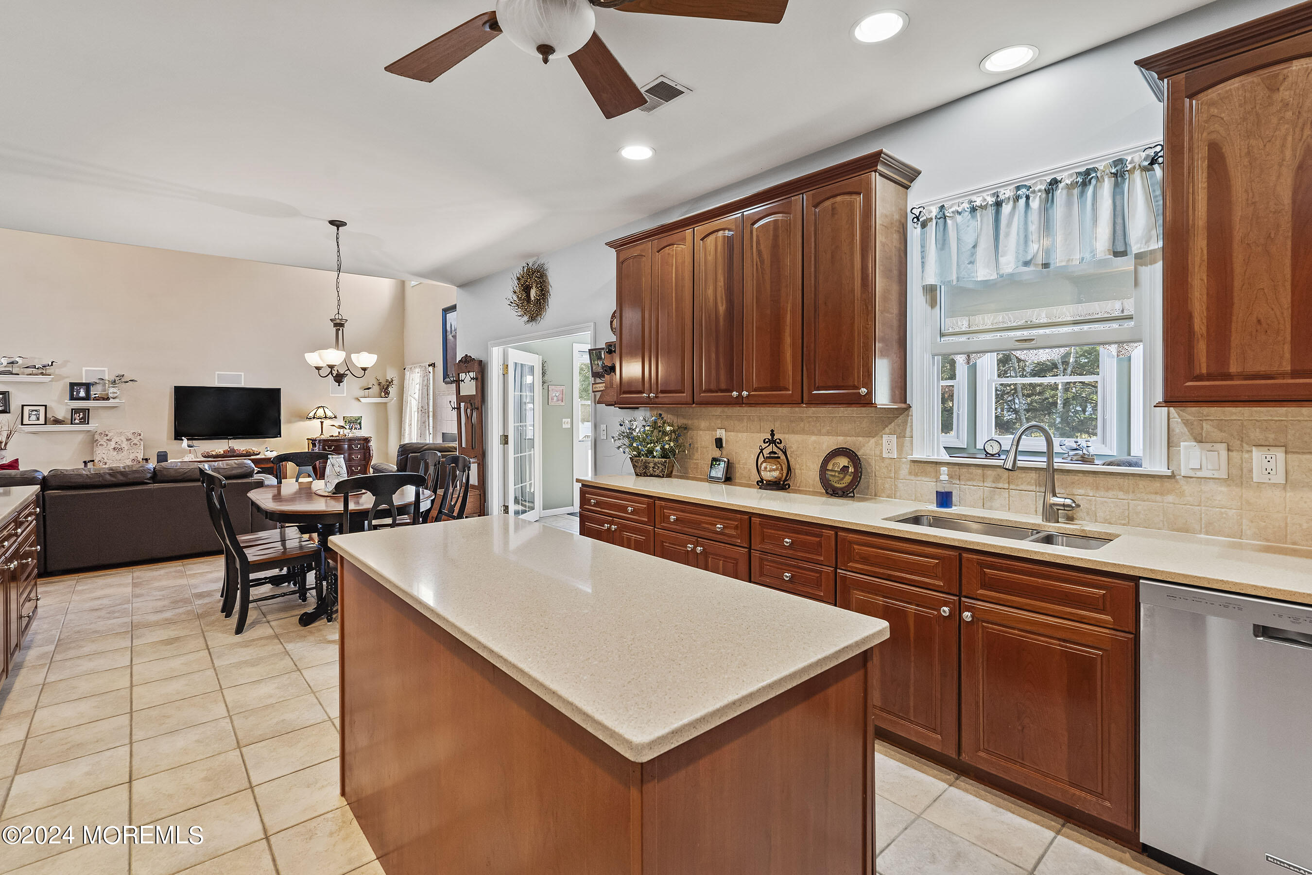 143 Duchess Lane, Brick, New Jersey image 25