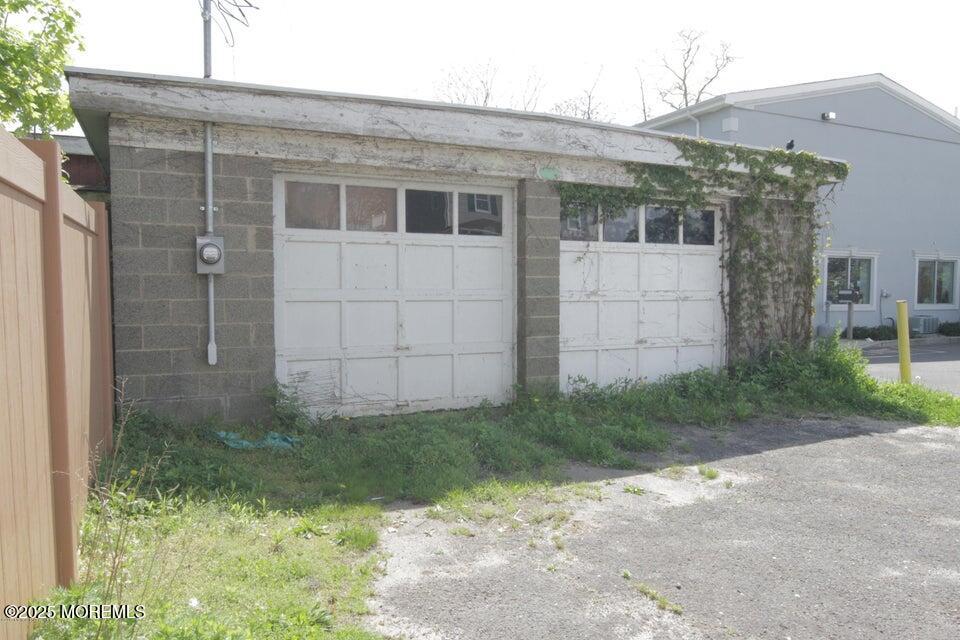 192-194 Westwood Avenue