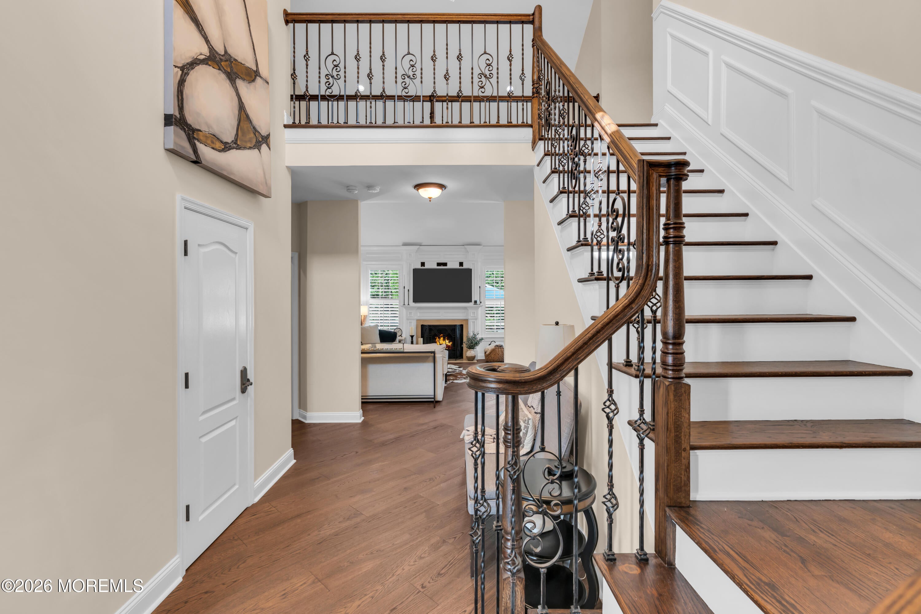 42 W Parsonage Way