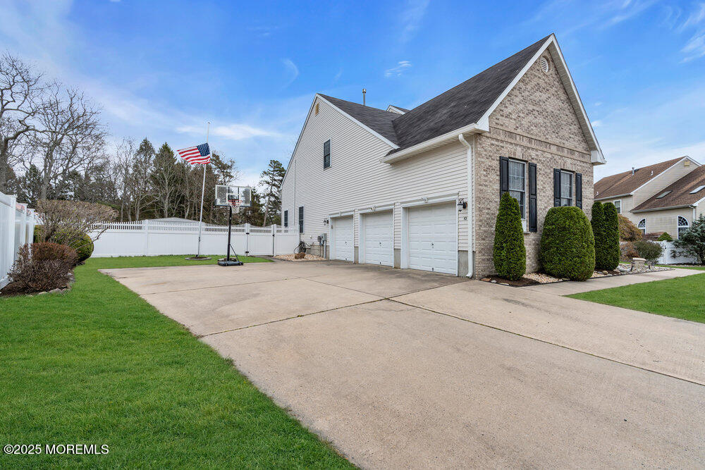43 Brittany Drive, Bayville, New Jersey image 9
